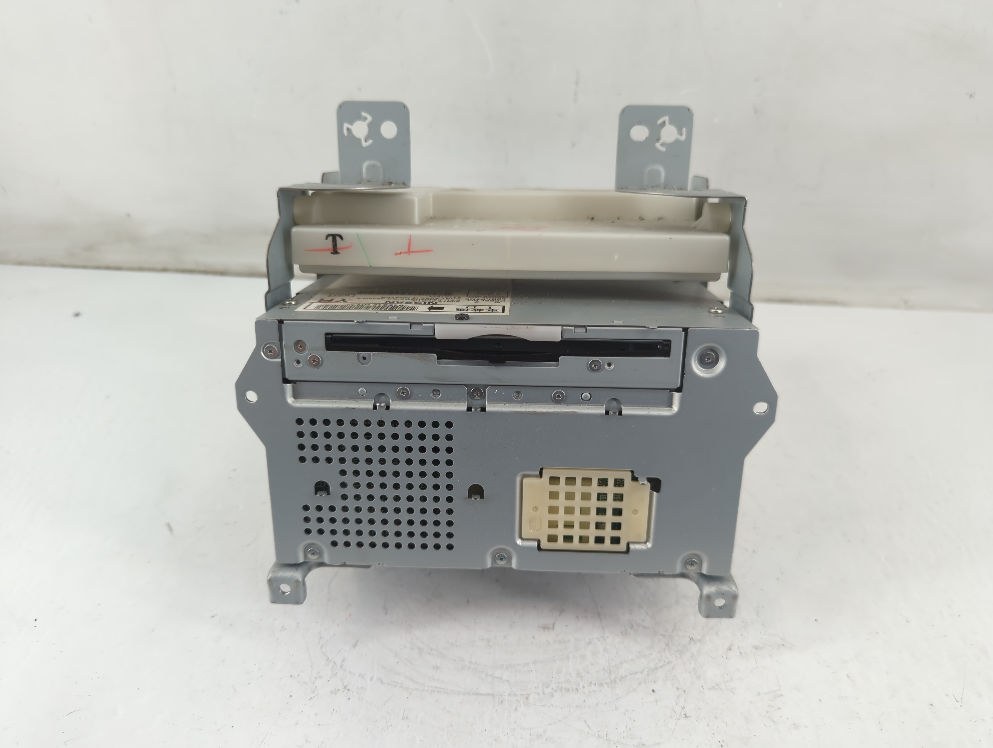 2015-2015 Infiniti Q40 Am Fm Cd Player Radio Receiver 1090145 - Oemusedautoparts1.com