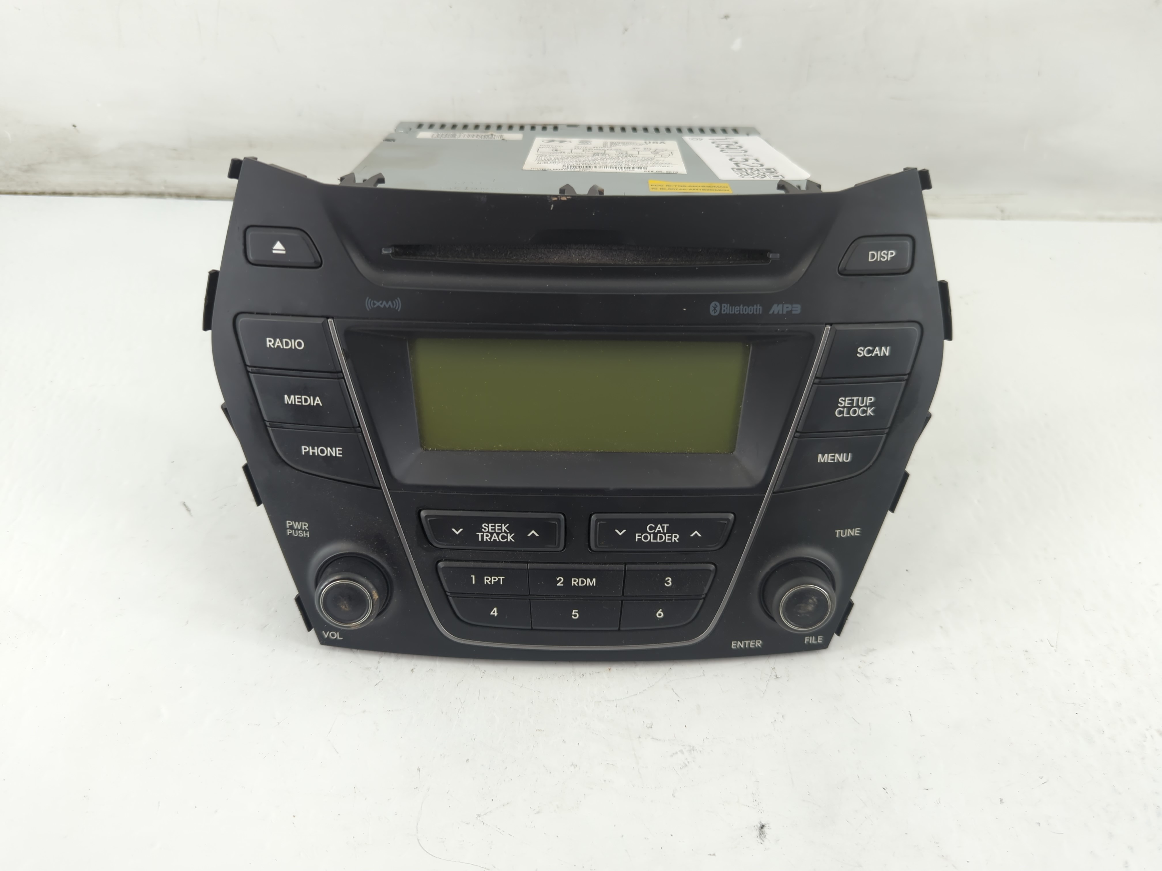 2013-2014 Hyundai Santa Fe Am Fm Cd Player Radio Receiver 1090152 - Oemusedautoparts1.com