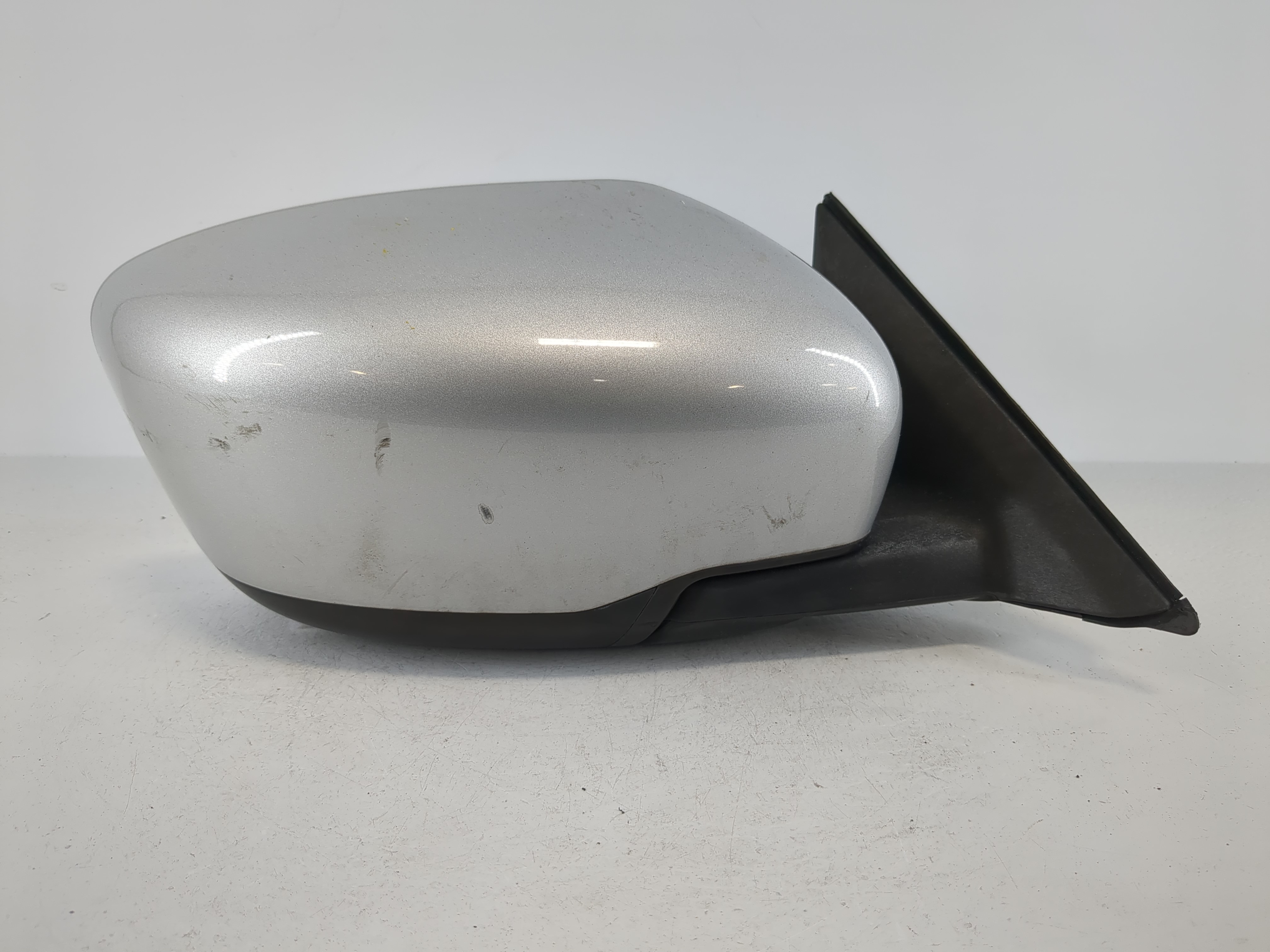 2016-2020 Nissan Rogue Passenger Right Side View Power Door Mirror 1090201 - Oemusedautoparts1.com