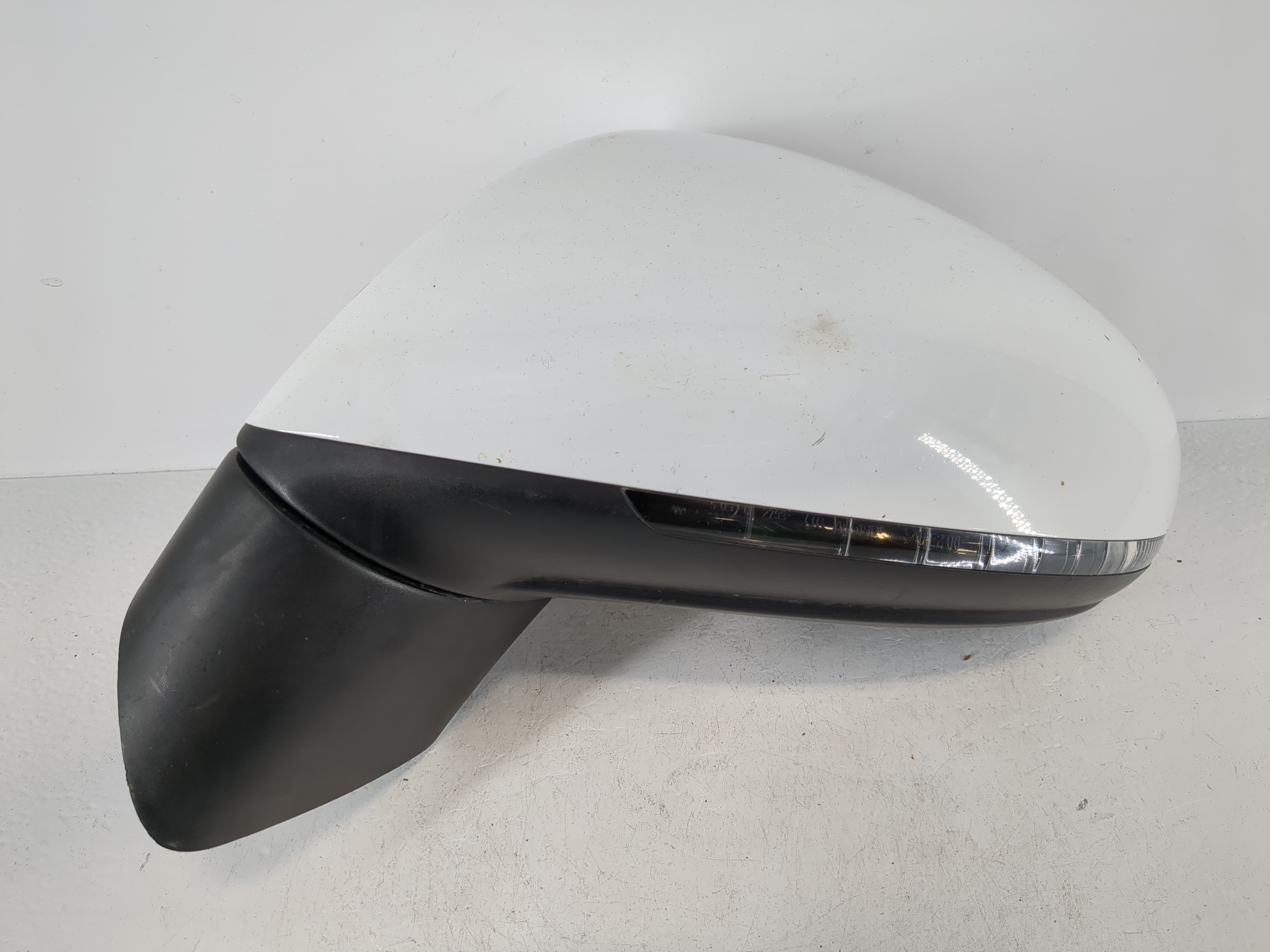 2015-2017 Volkswagen Touareg Driver Left Side View Power Door Mirror 1090207 - Oemusedautoparts1.com