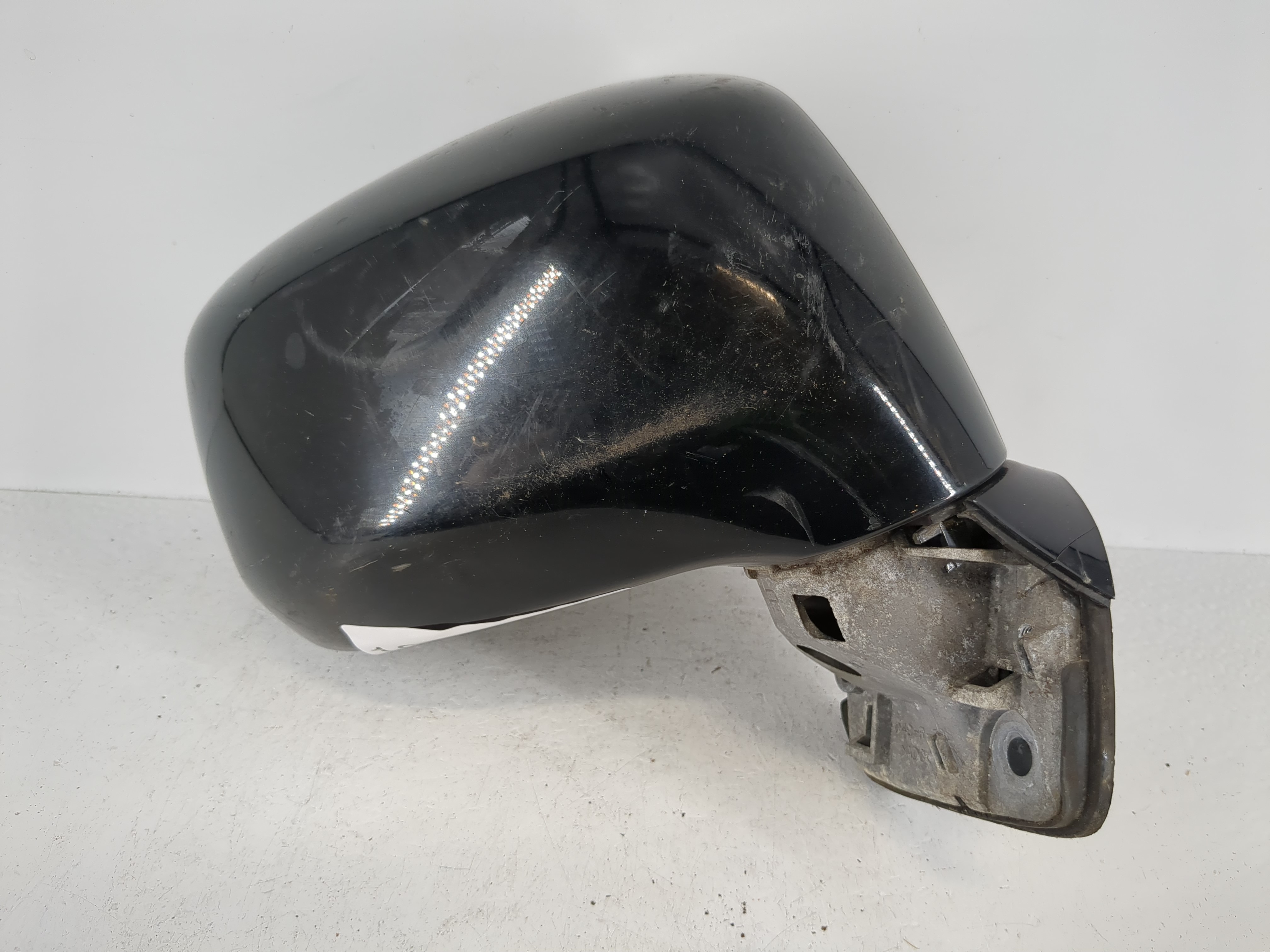 2008-2012 Nissan Versa Passenger Right Side View Power Door Mirror Black 1090219 - Oemusedautoparts1.com