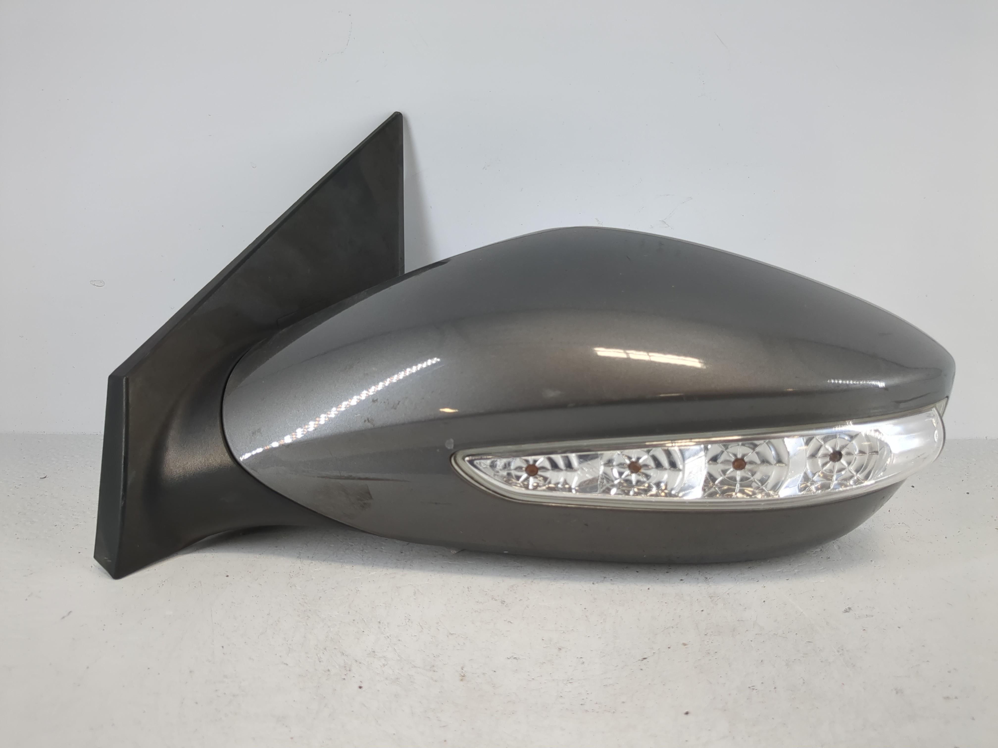 2014-2014 Hyundai Sonata Driver Left Side View Power Door Mirror 1090231 - Oemusedautoparts1.com