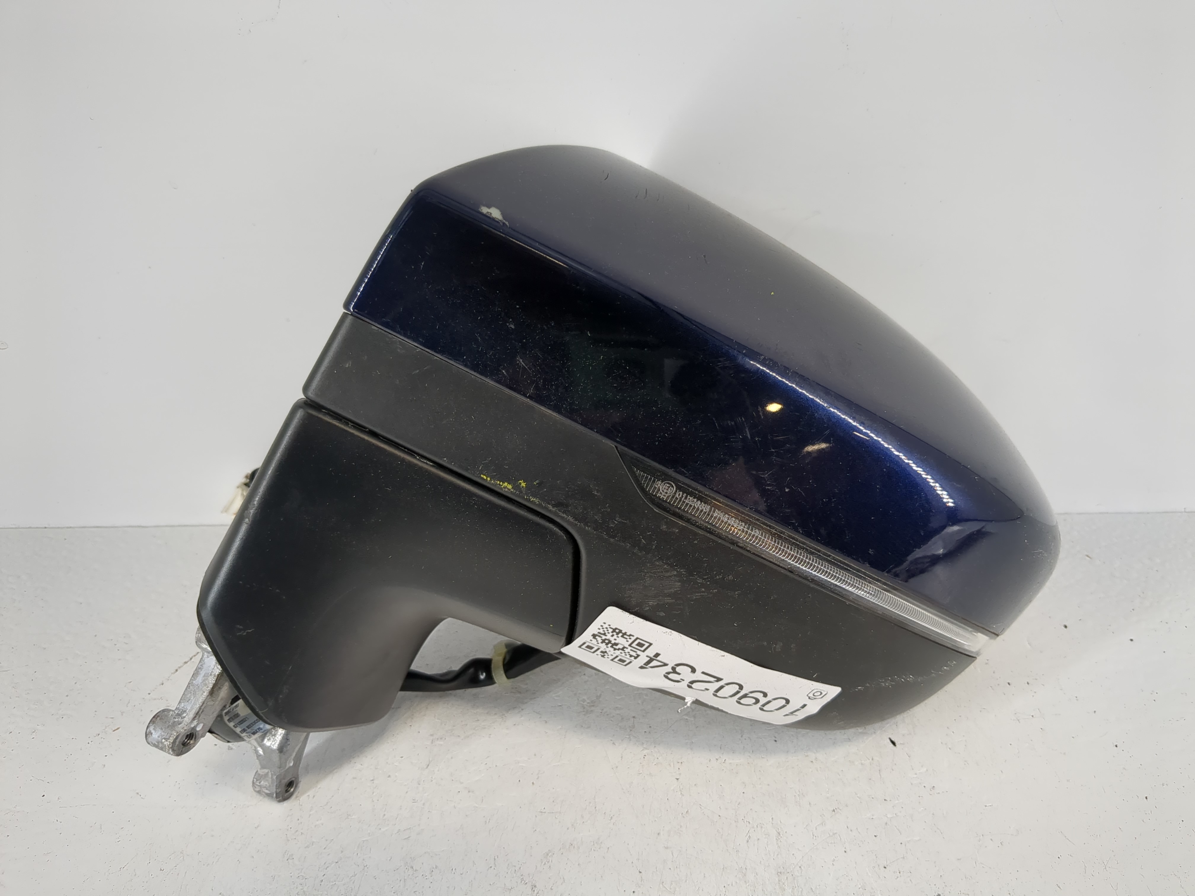 2022-2022 Nissan Pathfinder Driver Left Side View Power Door Mirror 1090234 - Oemusedautoparts1.com
