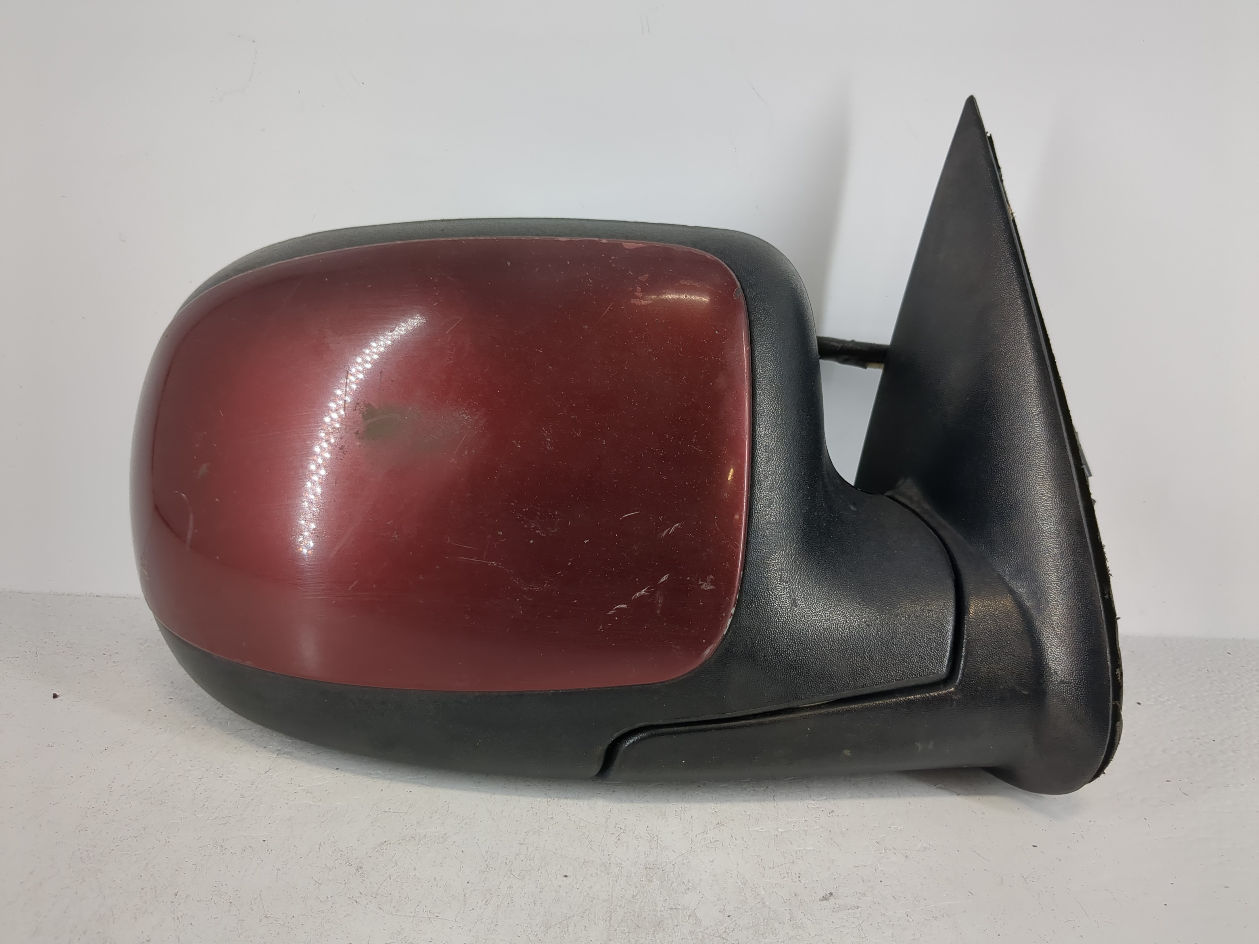 Gmc Yukon Xl Passenger Right Side View Power Door Mirror Burgundy 1090240 - Oemusedautoparts1.com