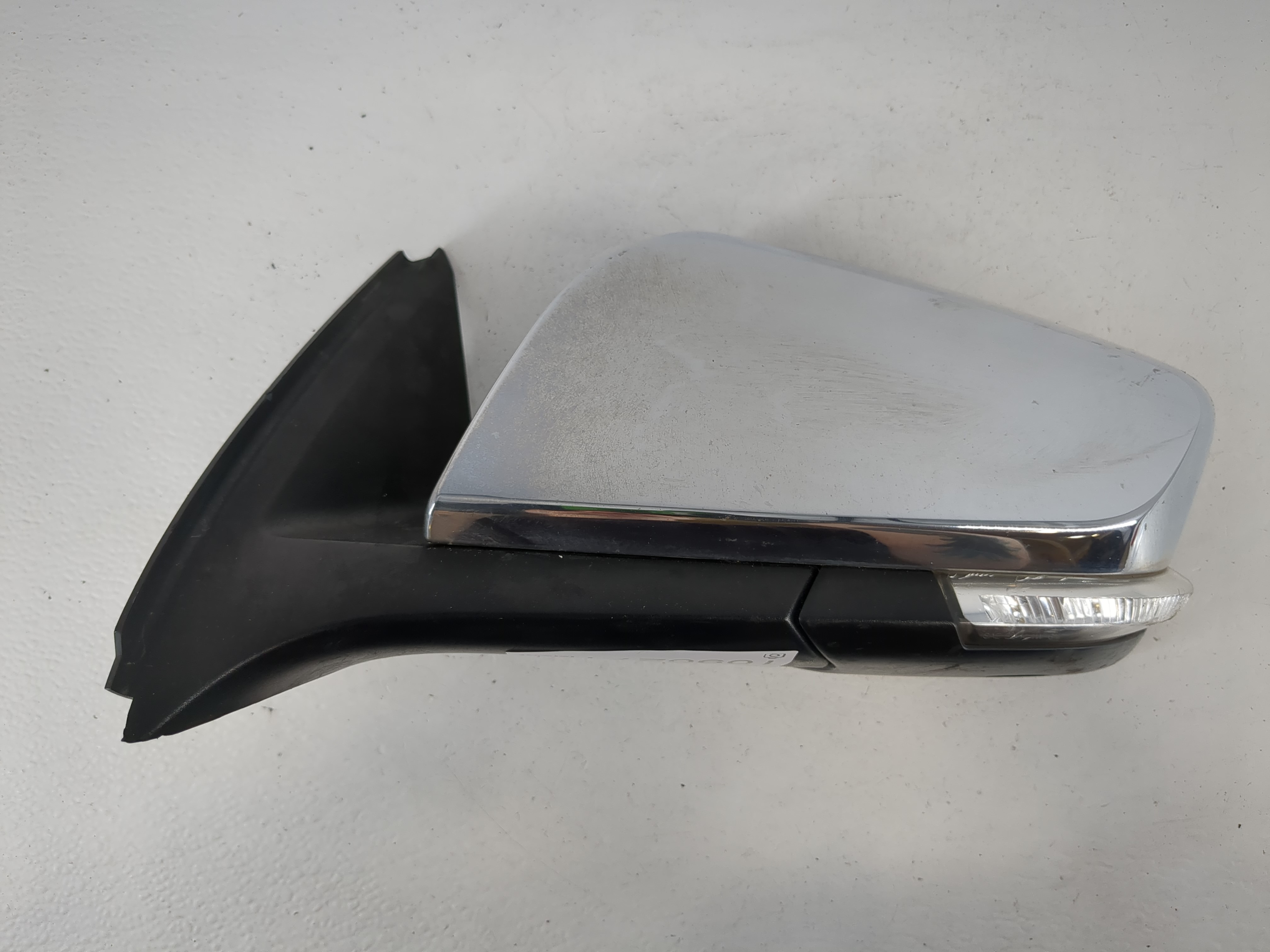 2014-2015 Chevrolet Impala Driver Left Side View Power Door Mirror White 1090271 - Oemusedautoparts1.com