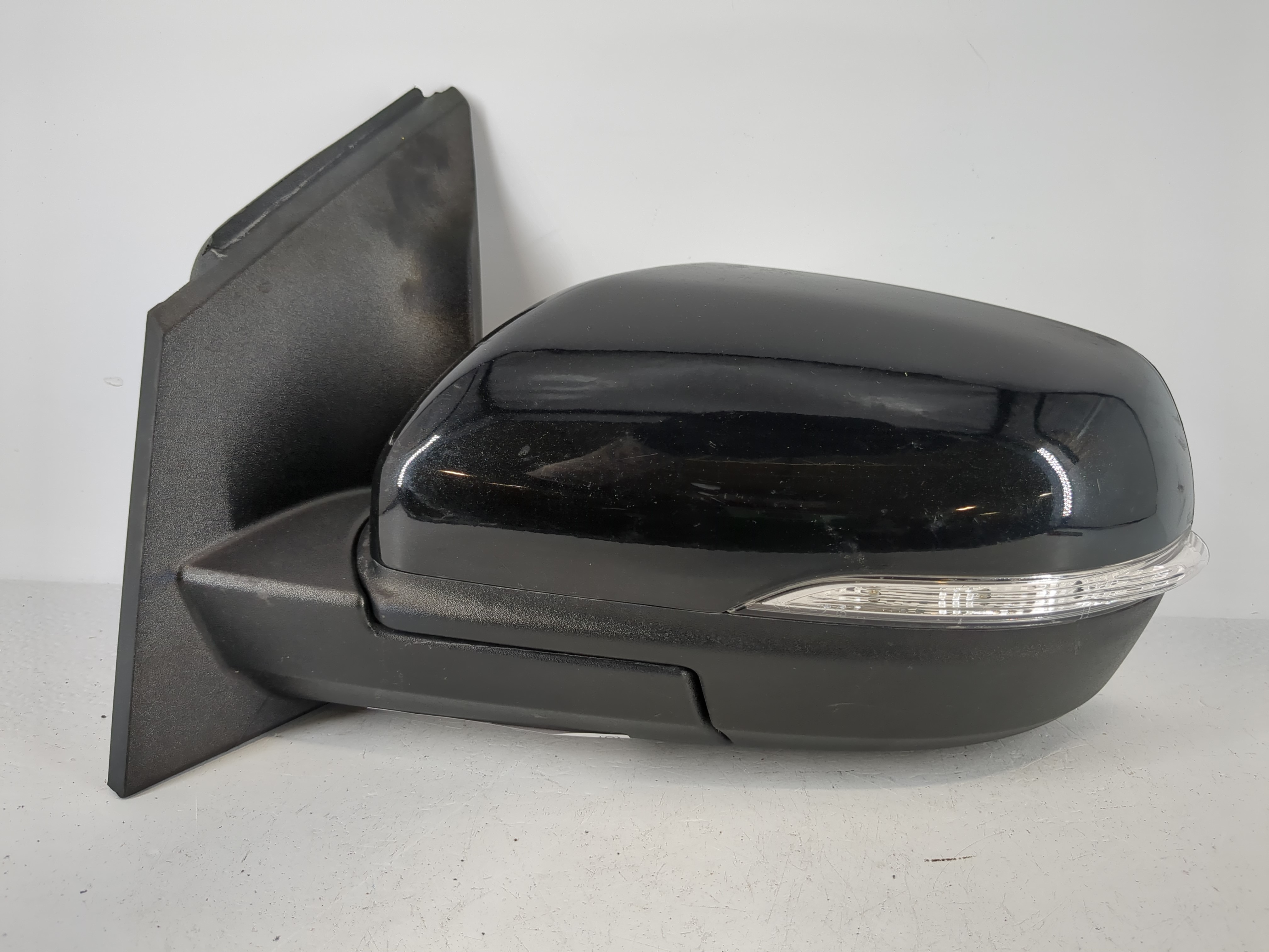 2015-2018 Ford Edge Driver Left Side View Power Door Mirror Black 1090272 - Oemusedautoparts1.com