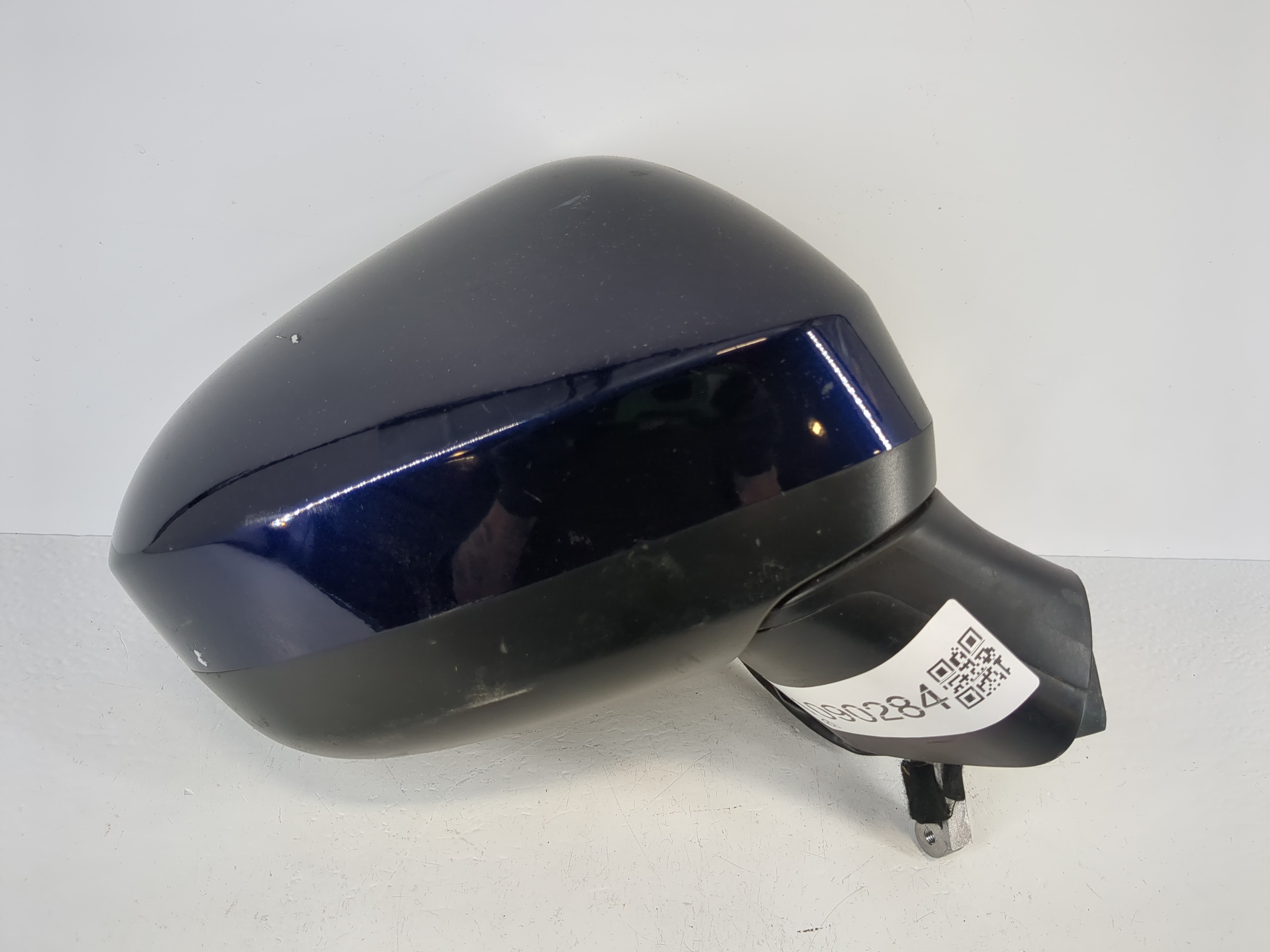 2024 Nissan Rogue Passenger Right Side View Power Door Mirror Blue 1090284 - Oemusedautoparts1.com