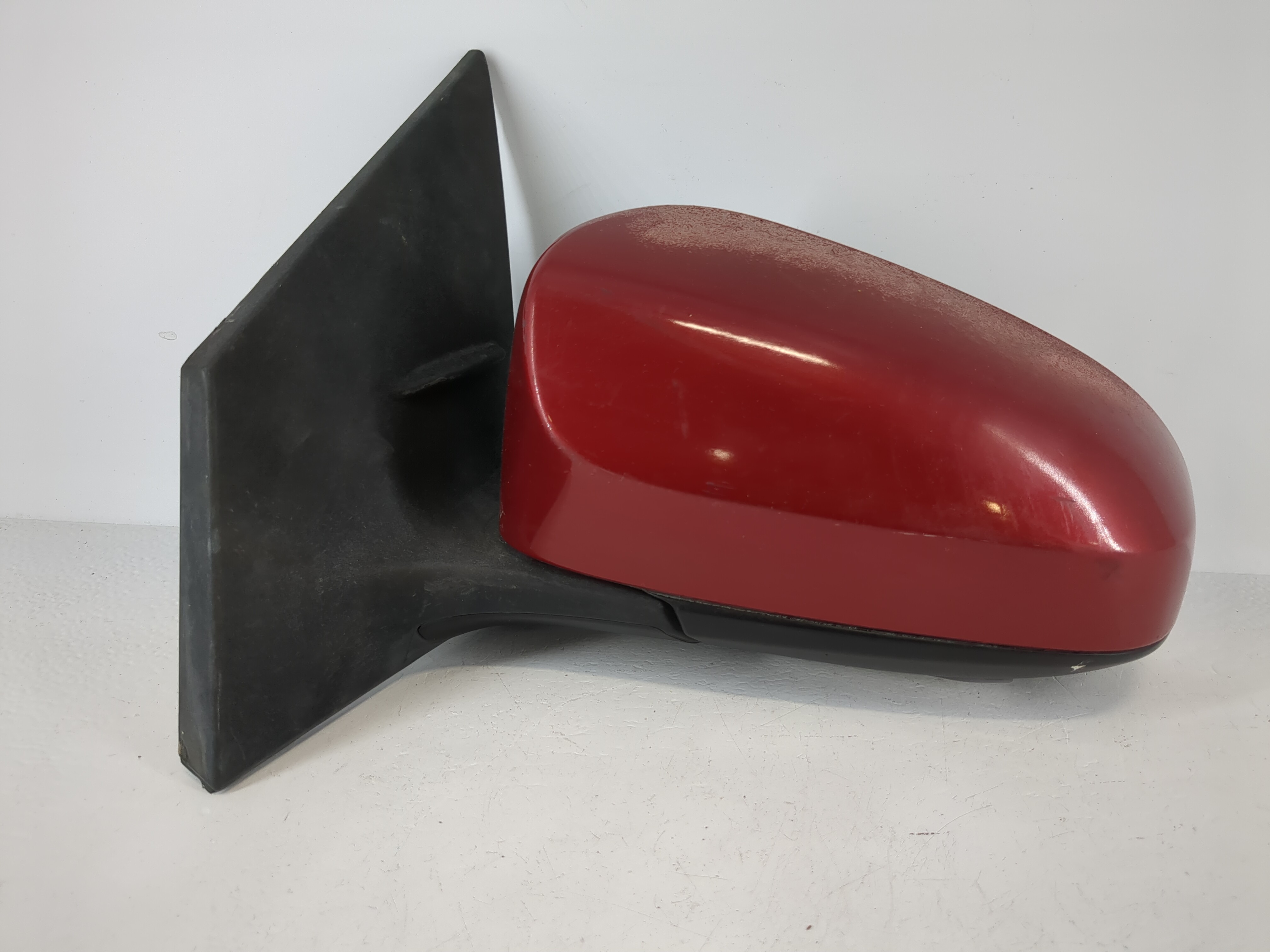 2014-2019 Toyota Corolla Driver Left Side View Power Door Mirror Red 1090288 - Oemusedautoparts1.com