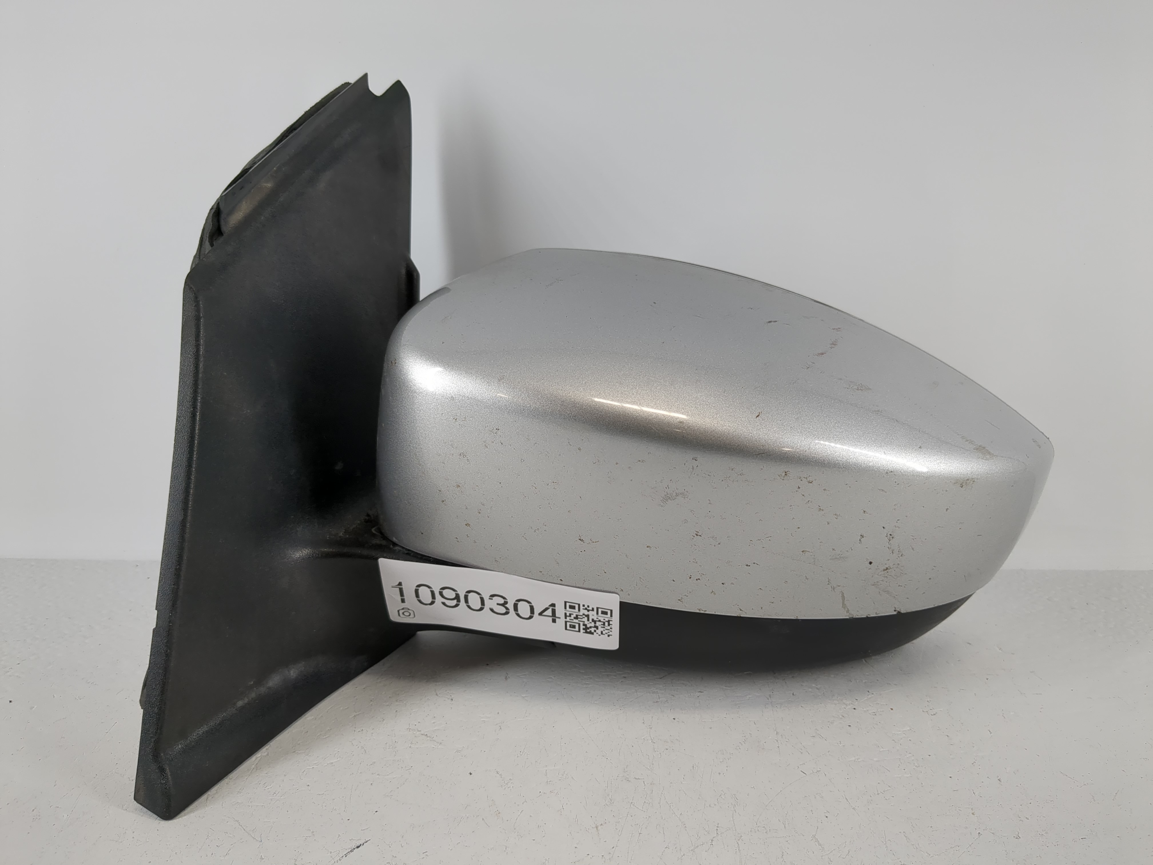 2013-2016 Ford Escape Driver Left Side View Power Door Mirror Grey 1090304 - Oemusedautoparts1.com