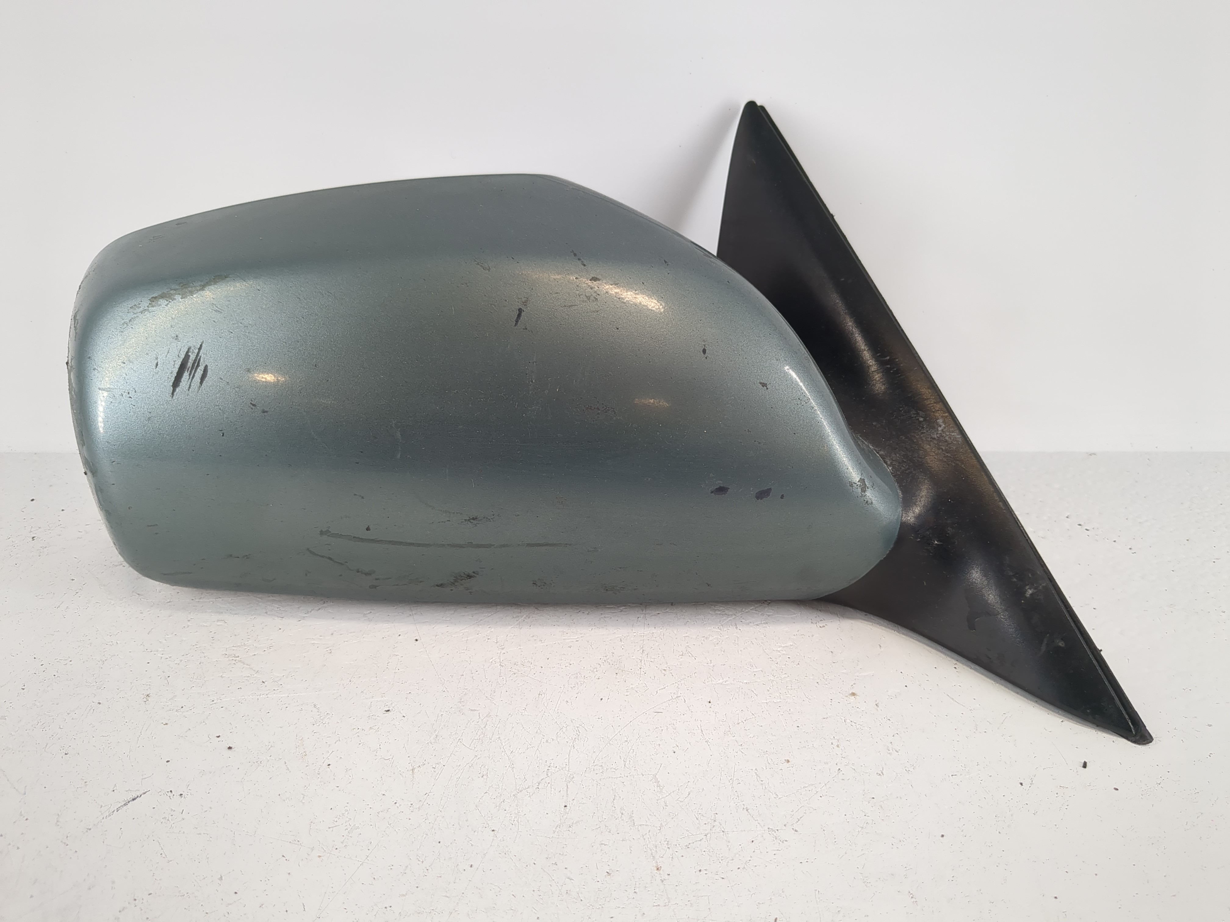 2007-2011 Toyota Camry Driver Left Side View Power Door Mirror Gray 1090325 - Oemusedautoparts1.com