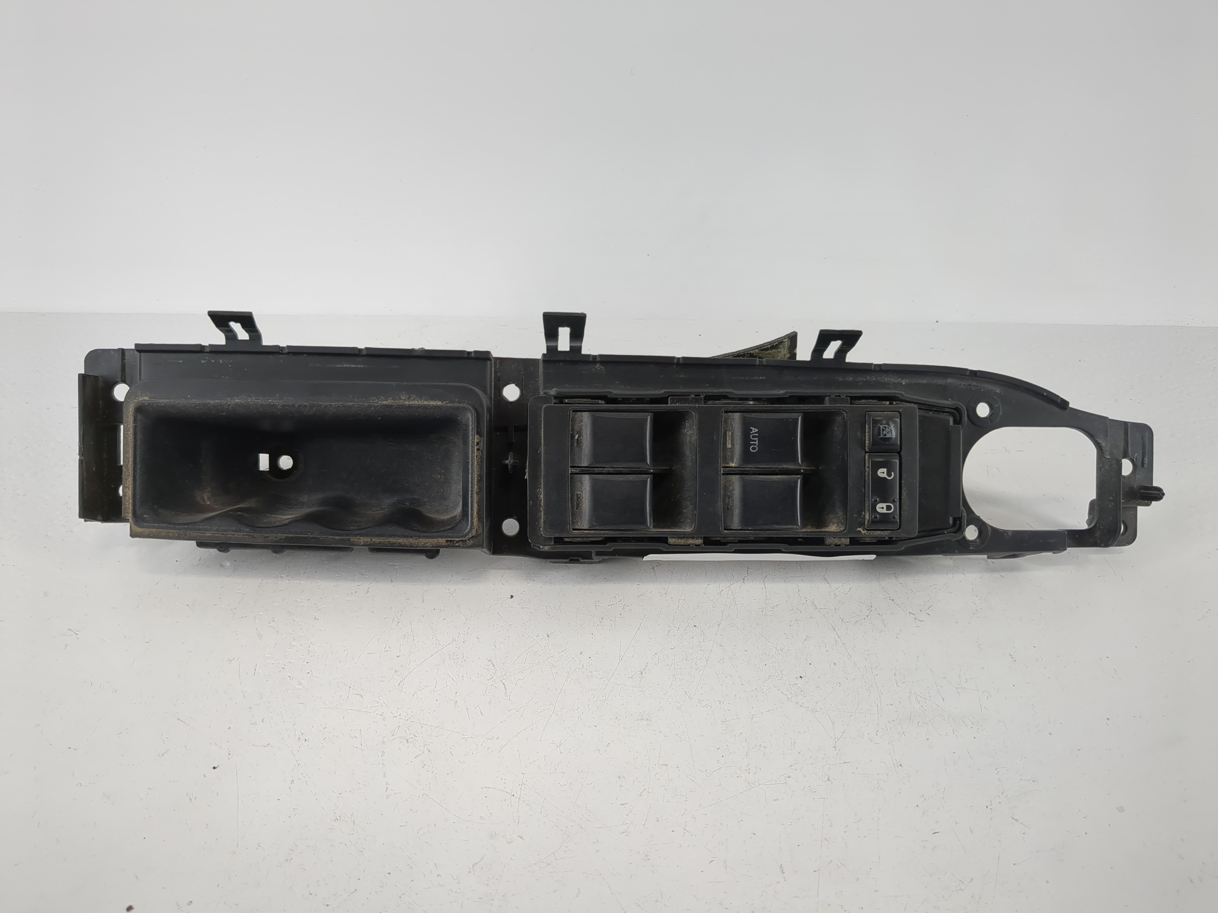 2007-2010 Jeep Compass Driver Left Door Master Power Window Switch 1090441 - Oemusedautoparts1.com