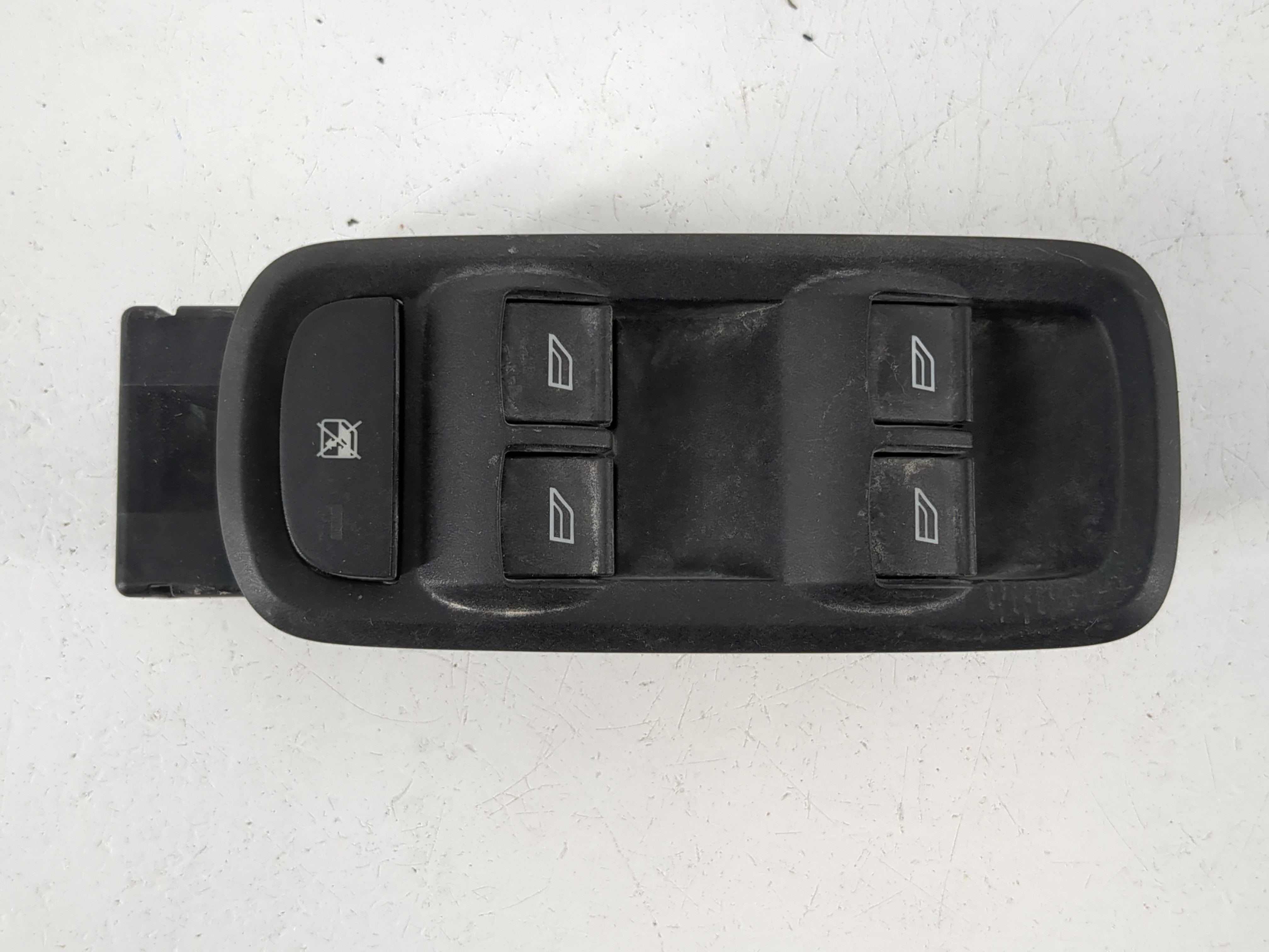 2014-2019 Ford Fiesta Driver Left Door Master Power Window Switch 1090451 - Oemusedautoparts1.com