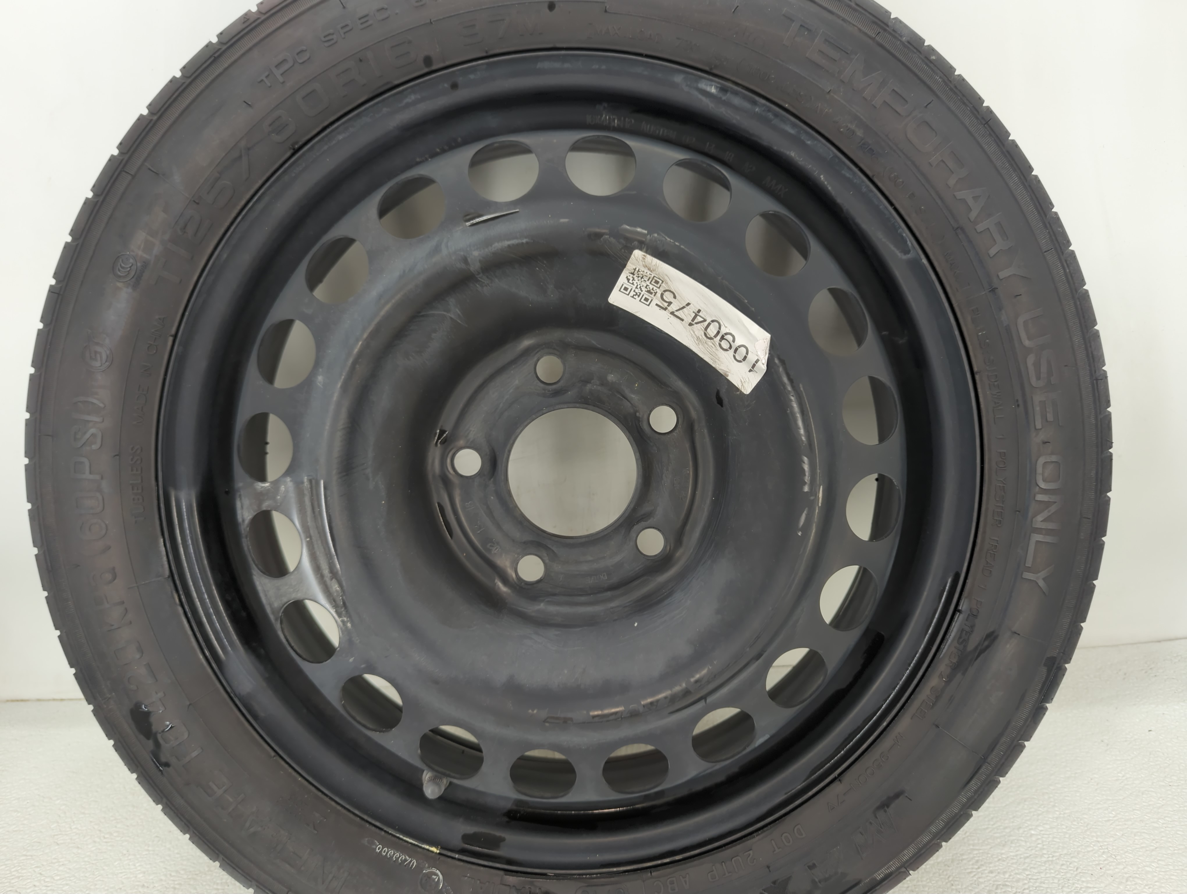 2016-2022 Chevrolet Malibu Spare Donut Tire Wheel Rim Oem 1090475 - Oemusedautoparts1.com