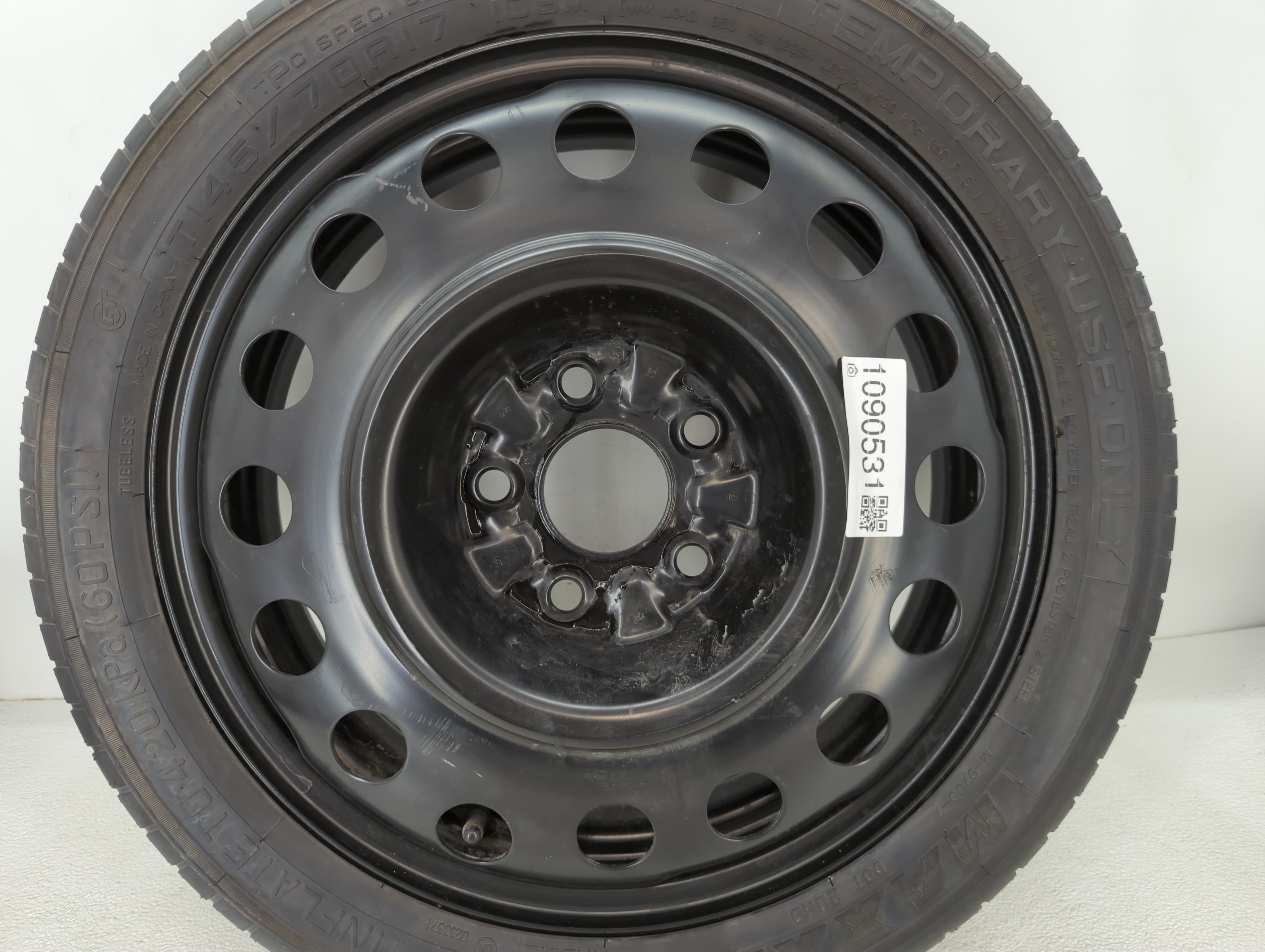Picture of 2014-2017 Gmc Terrain Spare Donut Tire Wheel Rim Oem 1090531