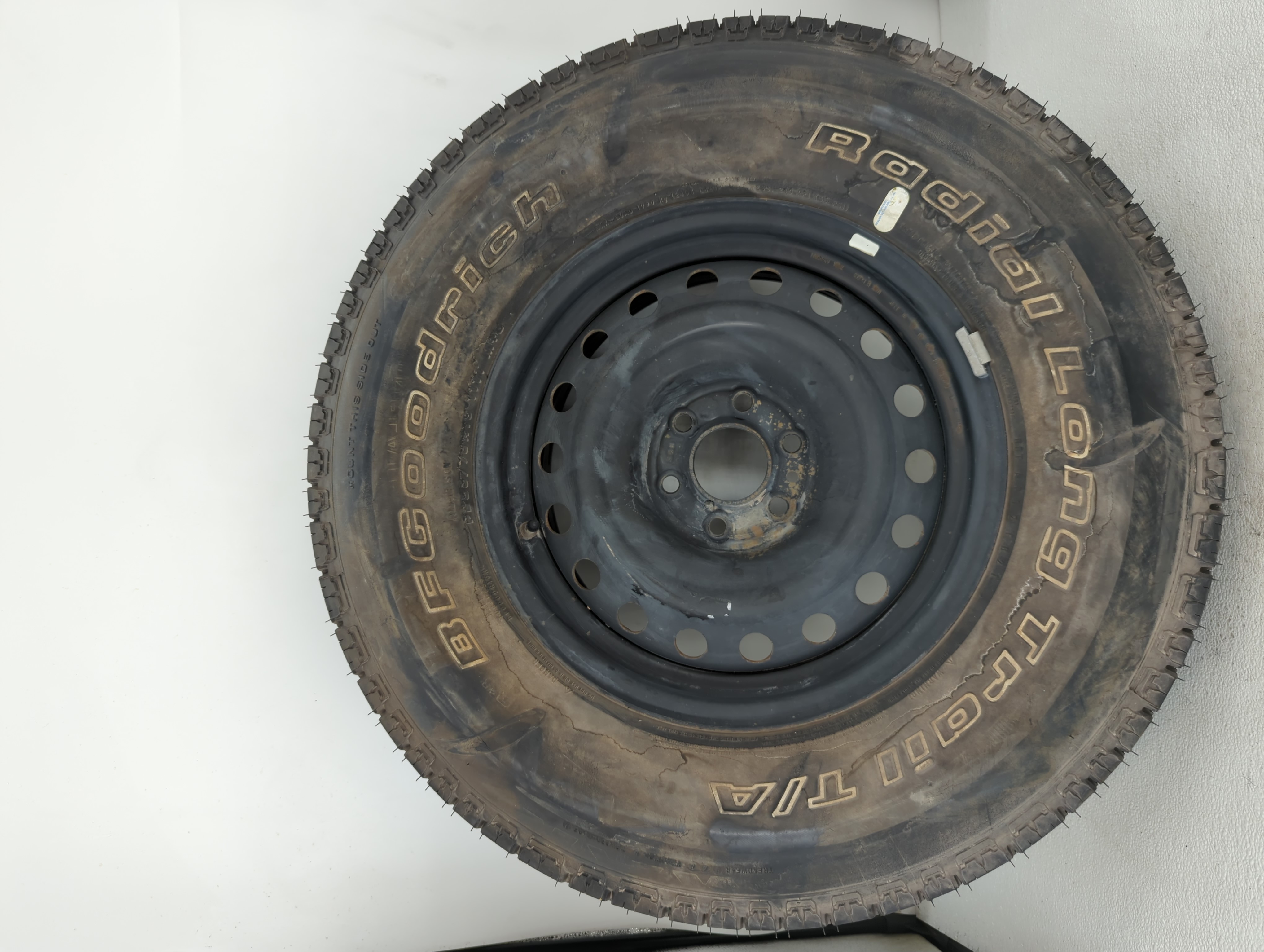 2005-2021 Nissan Frontier Spare Donut Tire Wheel Rim Oem 1090552 - Oemusedautoparts1.com