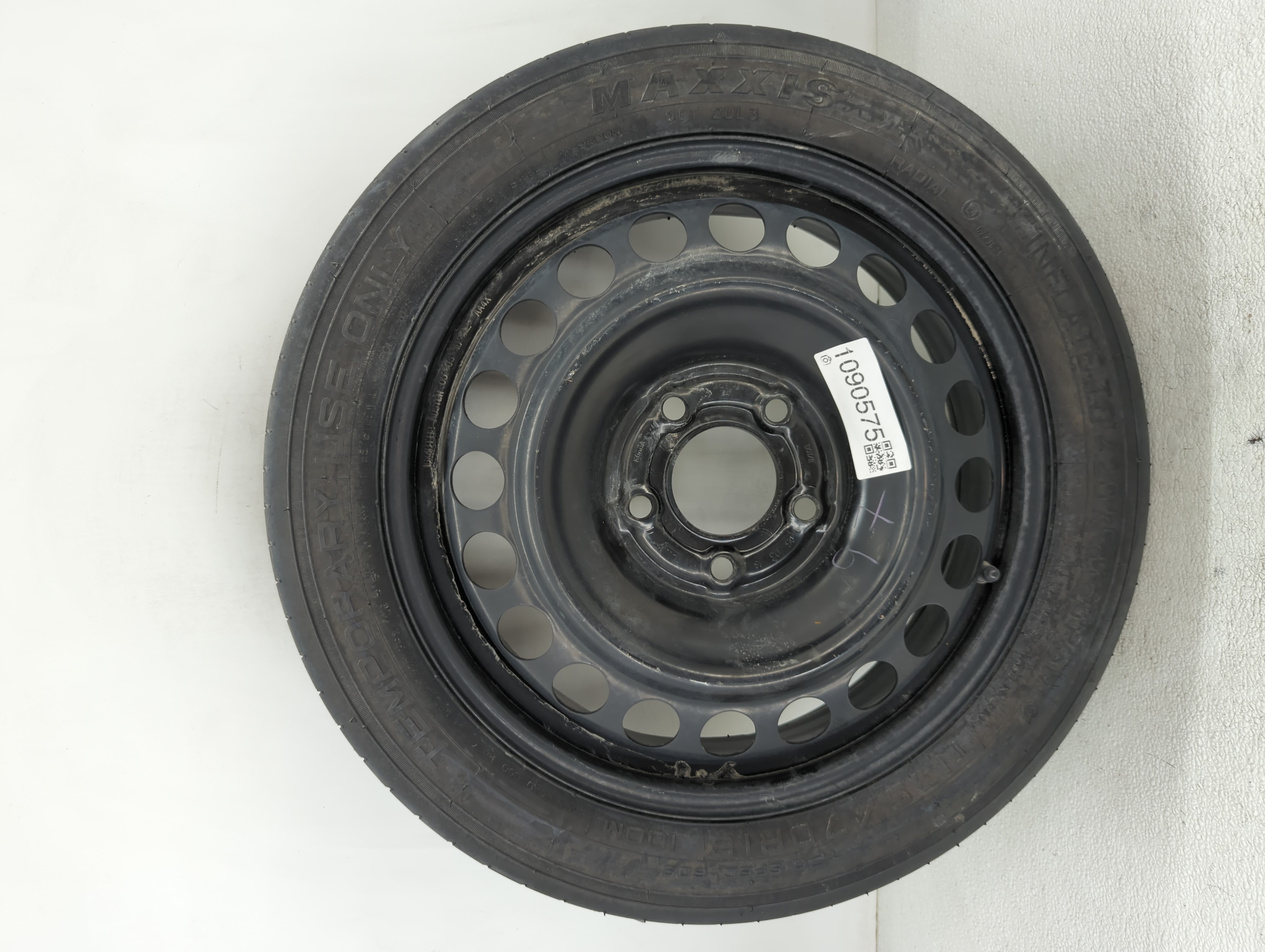 Picture of 2018-2022 Chevrolet Equinox Spare Donut Tire Wheel Rim Oem 1090575