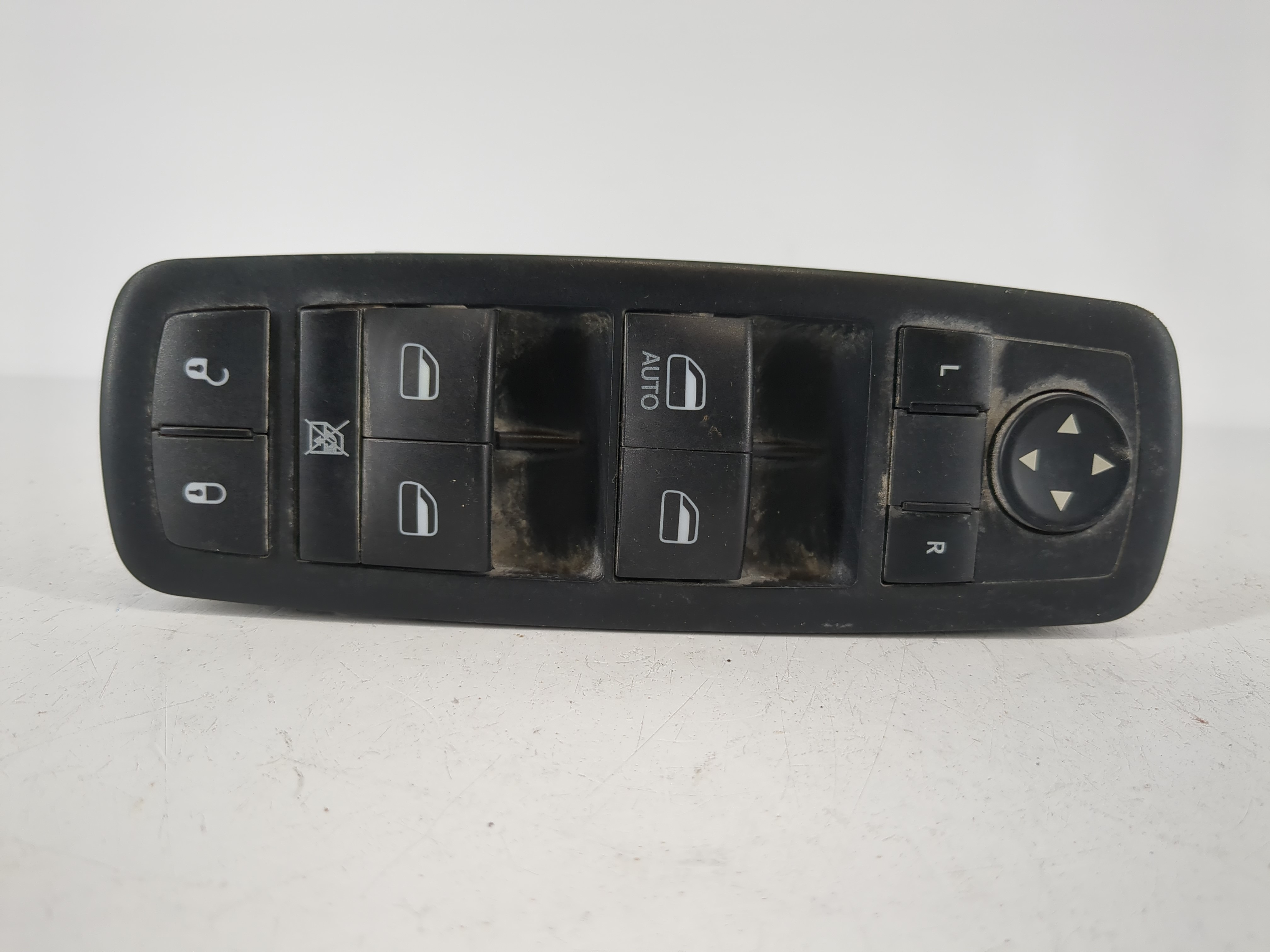 2015 Dodge Journey Driver Left Door Master Power Window Switch 1090608 - Oemusedautoparts1.com