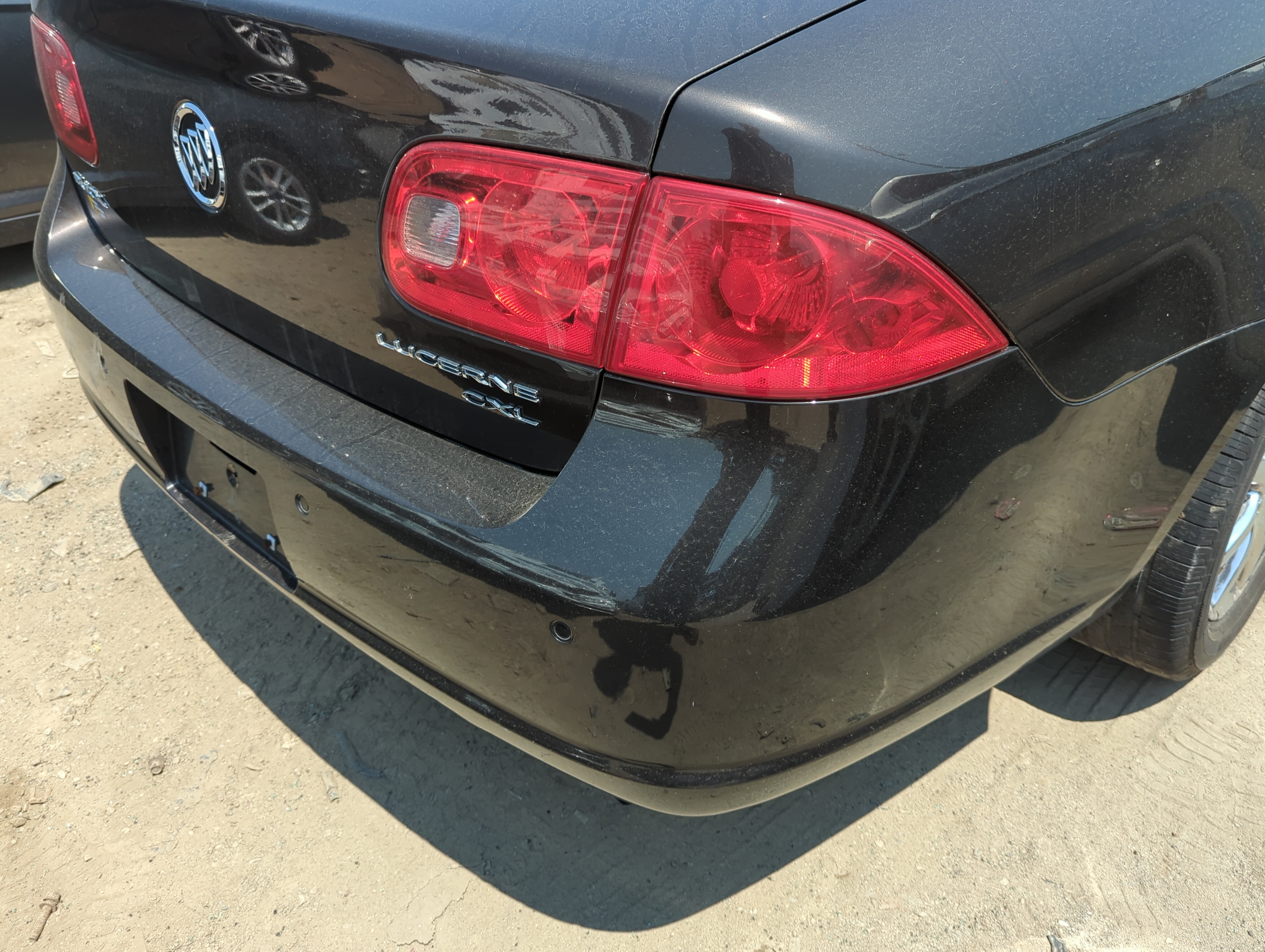 Picture of 2006-2009 Buick Lucerne Rear Bumper Assembly Oem 1090839