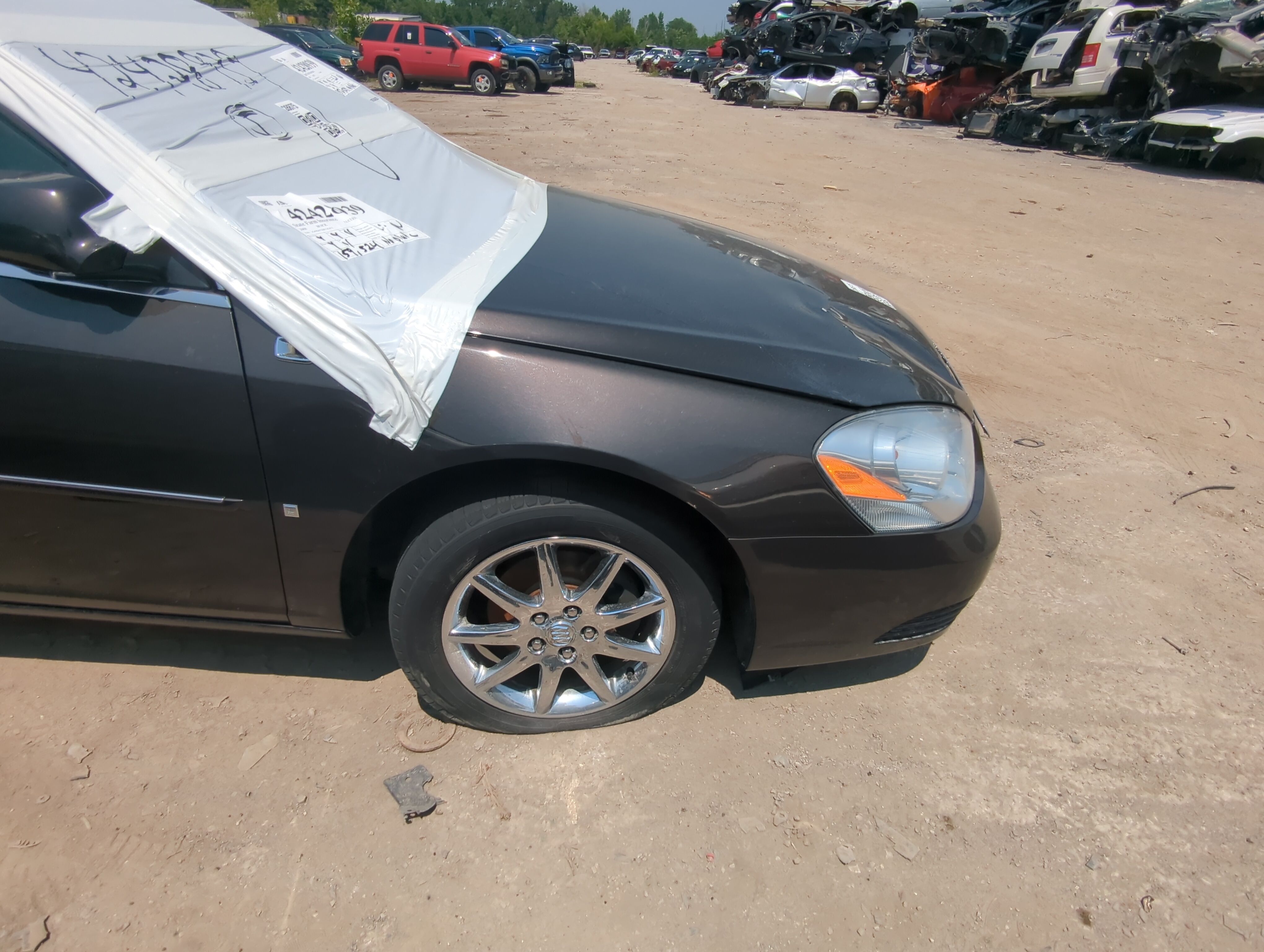 Picture of 2006-2011 Buick Lucerne Passenger Fender 1090865
