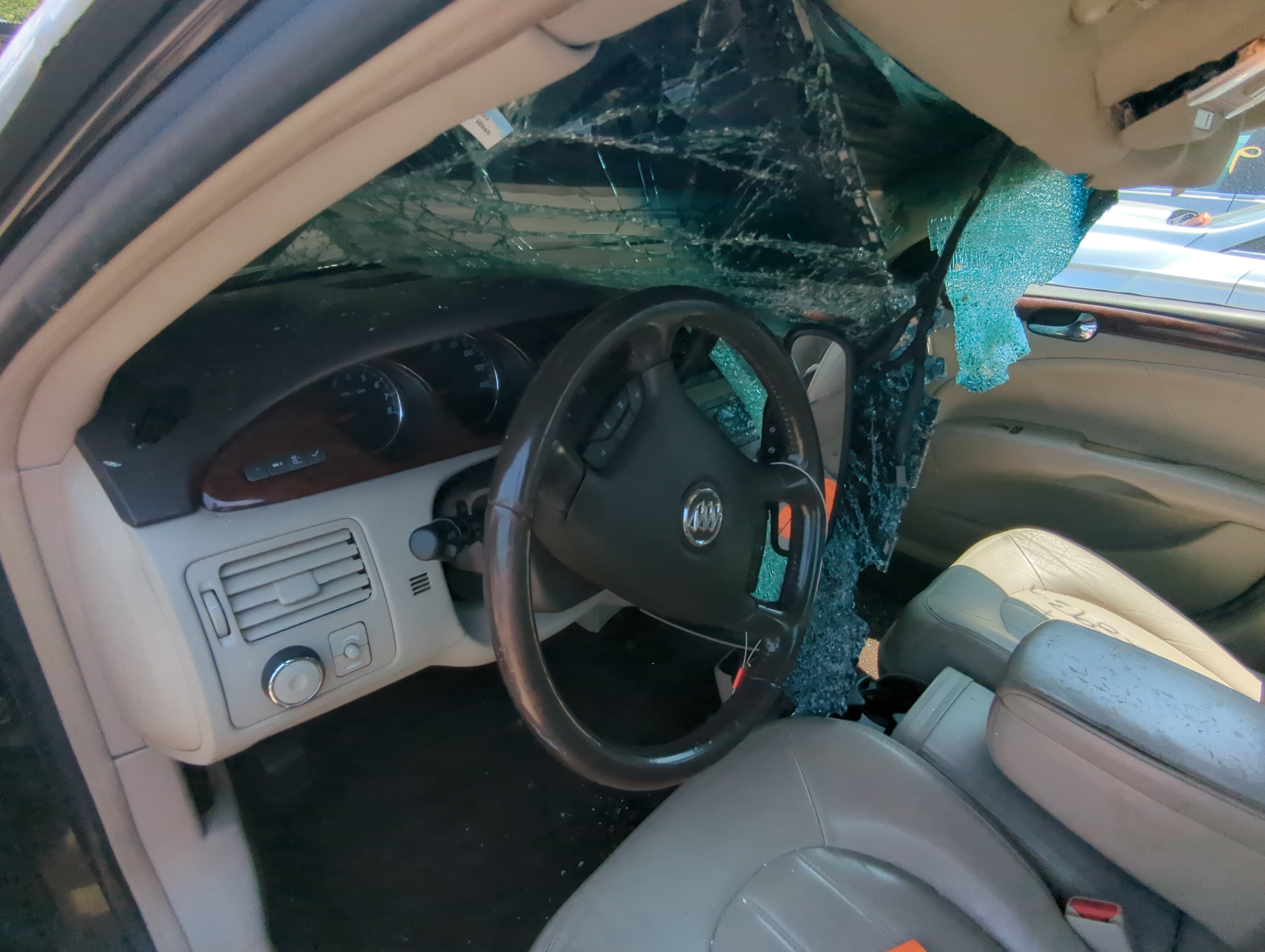 2007-2011 Buick Lucerne Air Bag Driver Left Steering Wheel Mounted Black 1090874 - Oemusedautoparts1.com