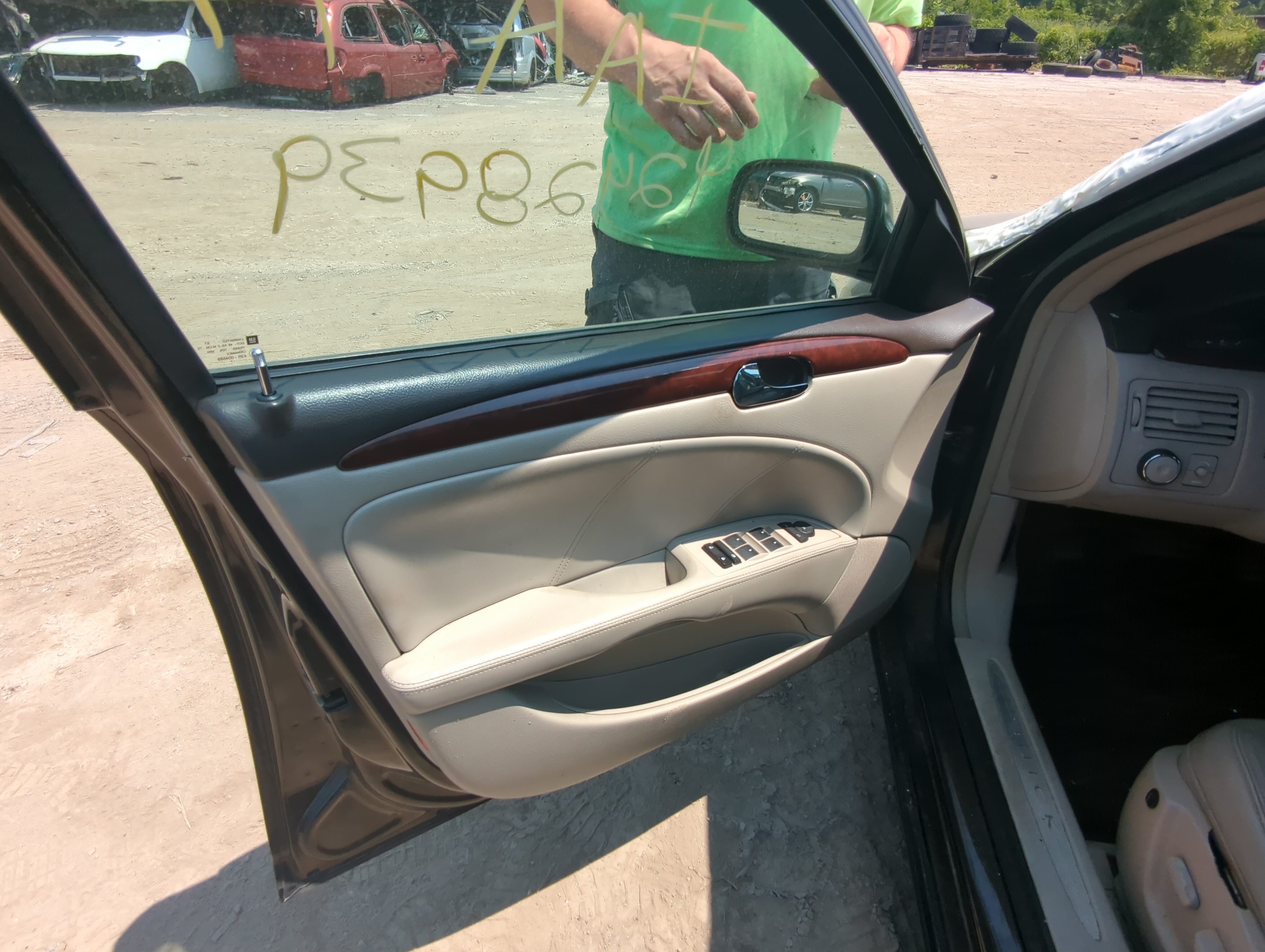 Picture of 2008 Buick Lucerne Front Left Driver Interior Door Panel Trim 1090942
