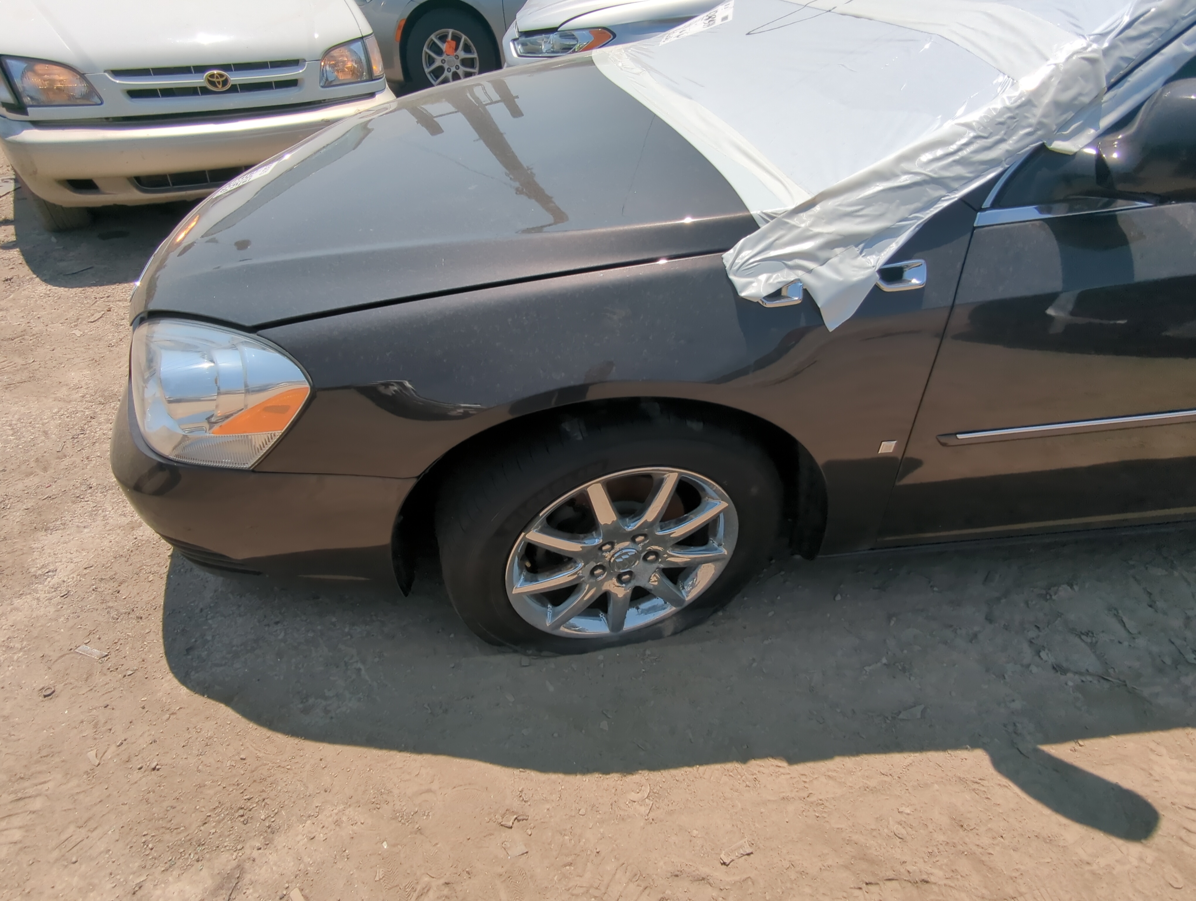 Picture of 2006-2011 Buick Lucerne Driver Fender 1090960