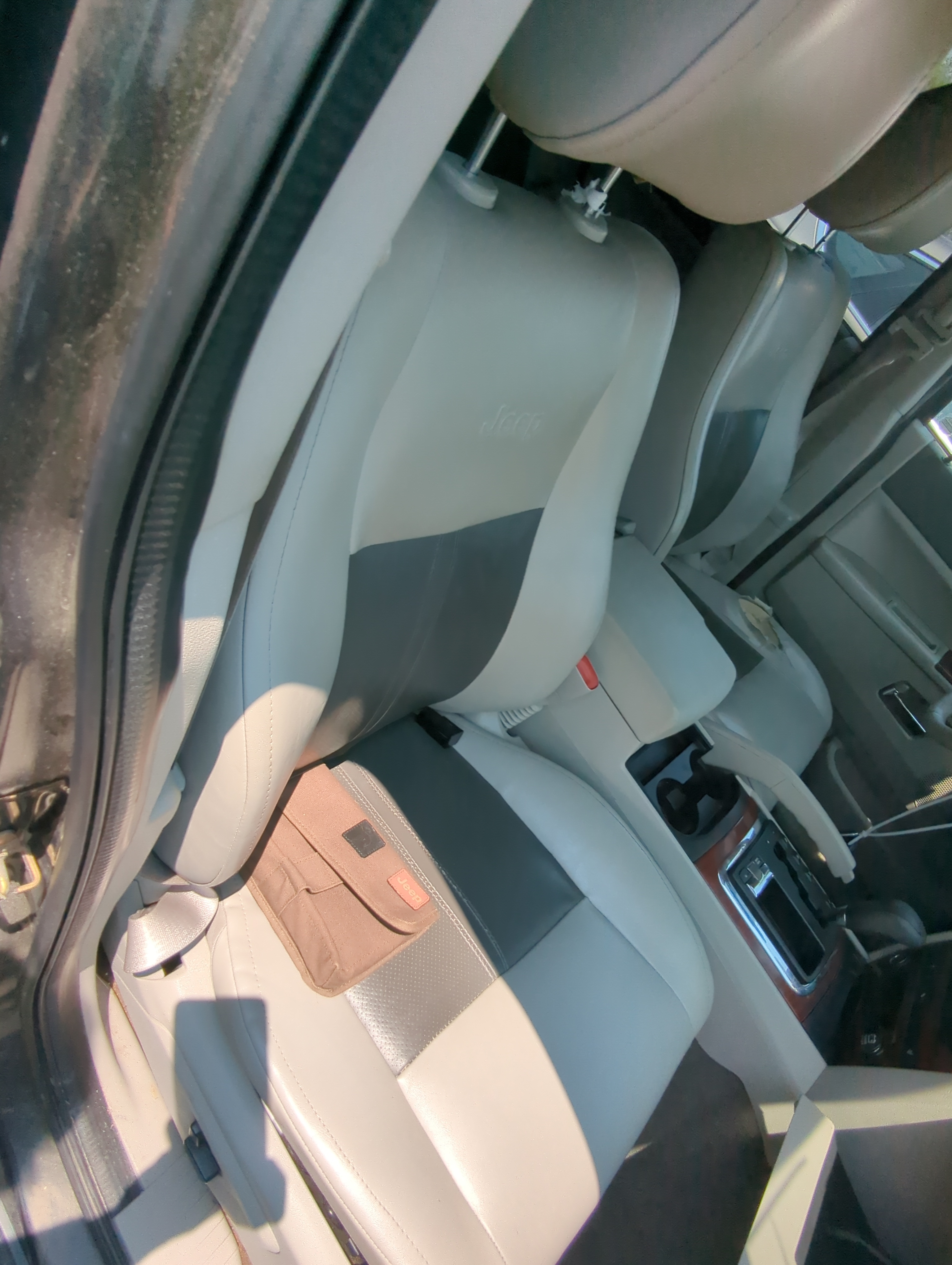 2005-2010 Jeep Grand Cherokee Passenger Front Seat Oem 1091284 - Oemusedautoparts1.com