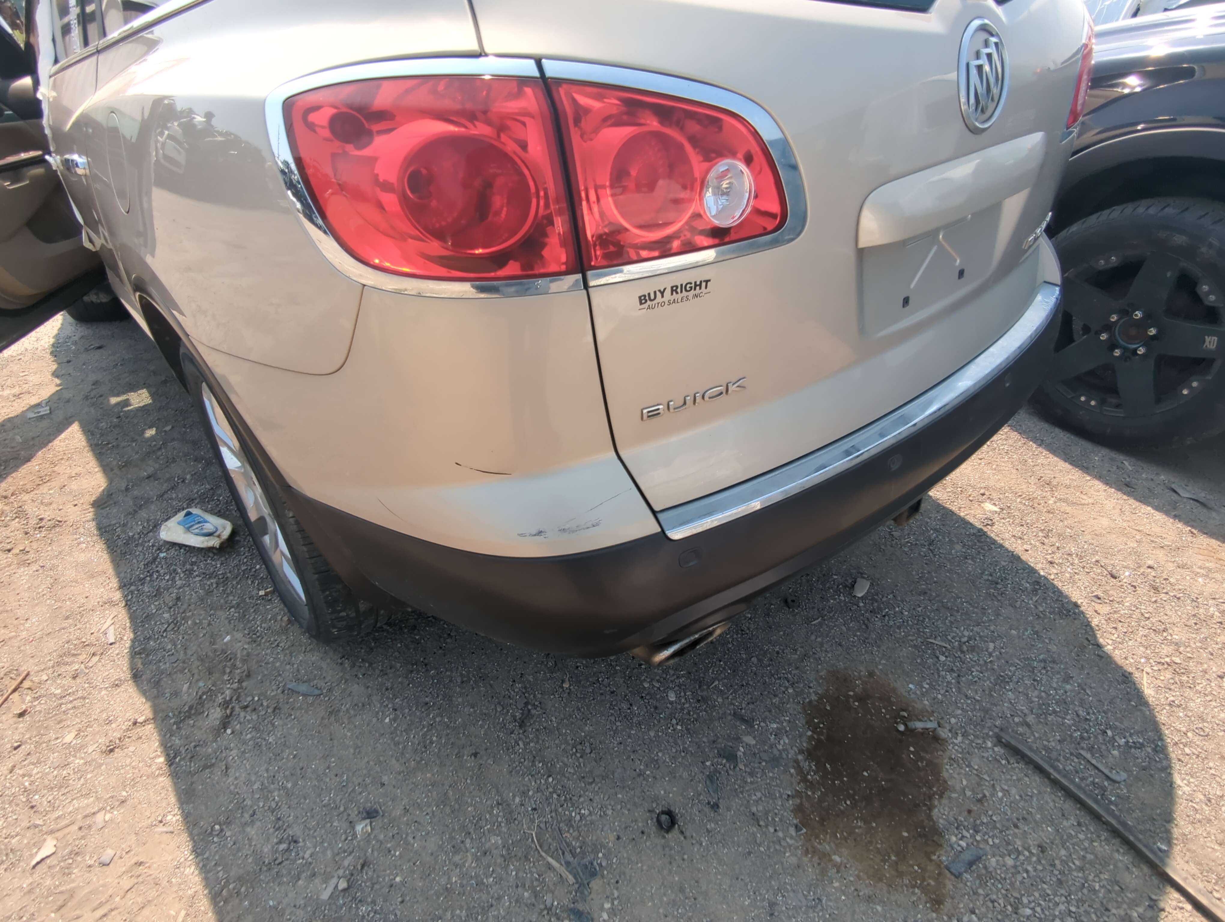 Picture of 2008-2012 Buick Enclave Rear Bumper Assembly Oem 1091639