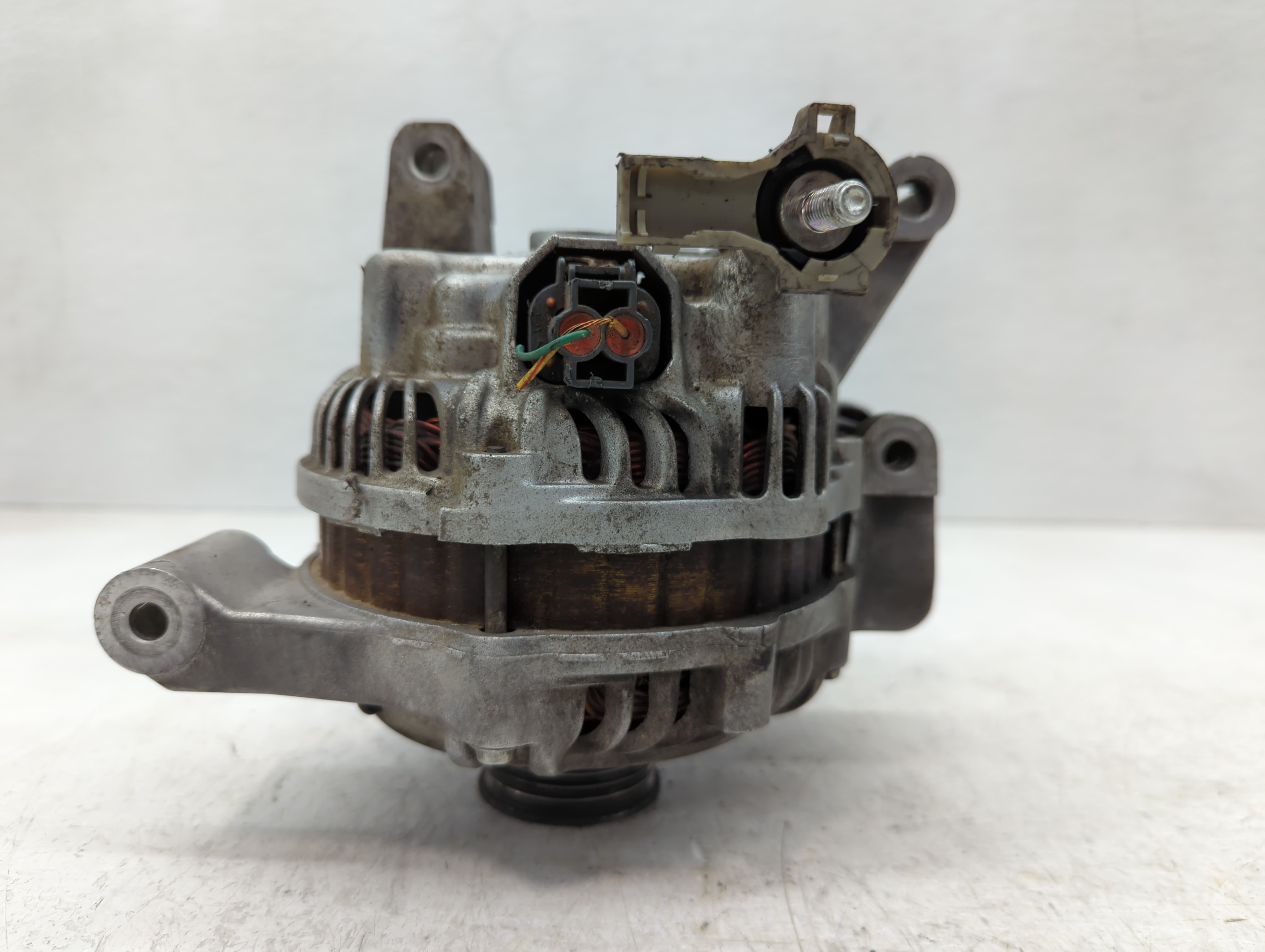 Picture of 2006-2007 Mazda 5 Alternator Generator Charging Assembly Engine Oem 1092355
