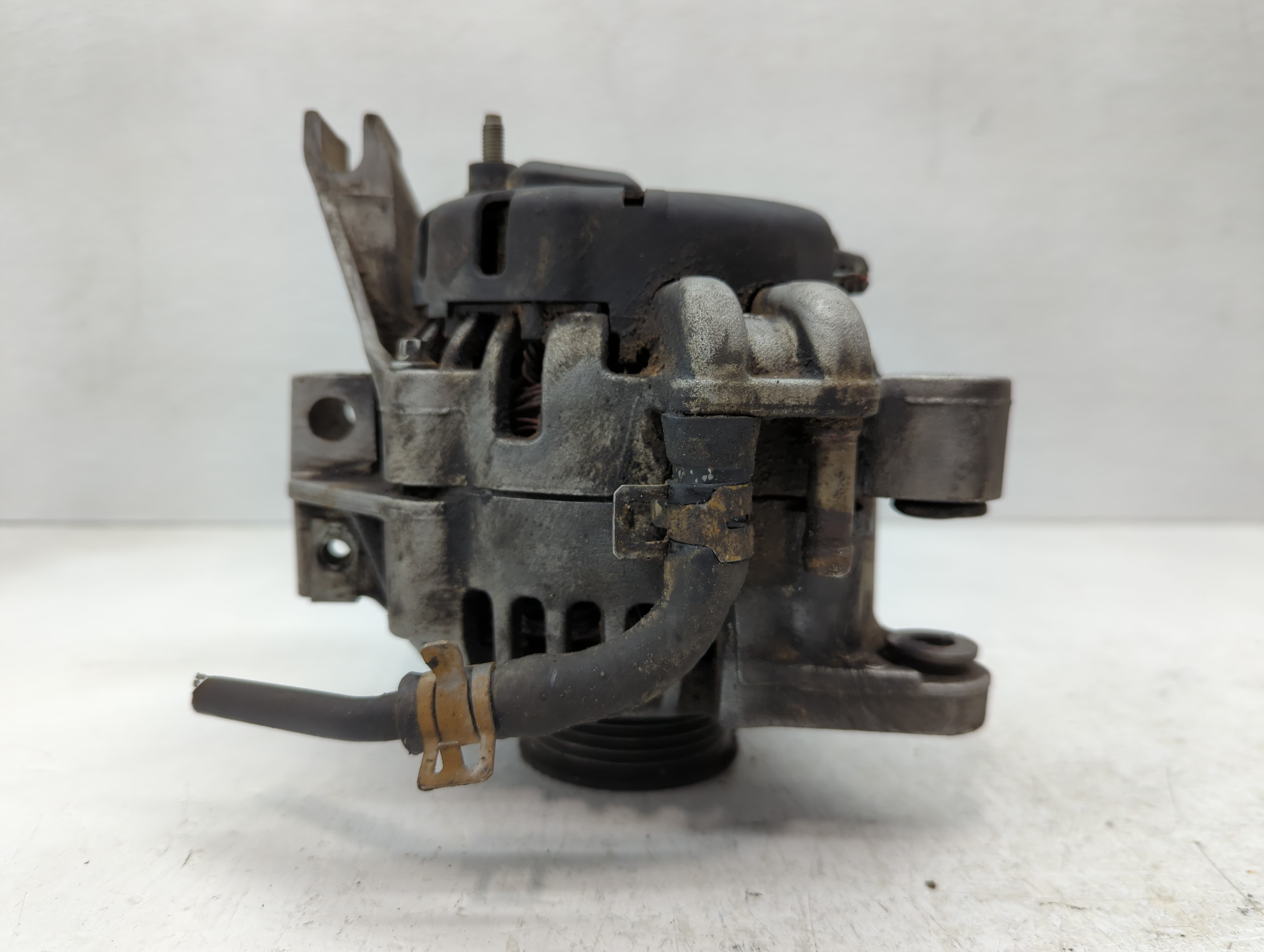 1998 Cadillac Seville Alternator Generator Charging Assembly Engine Oem 1092358 - Oemusedautoparts1.com