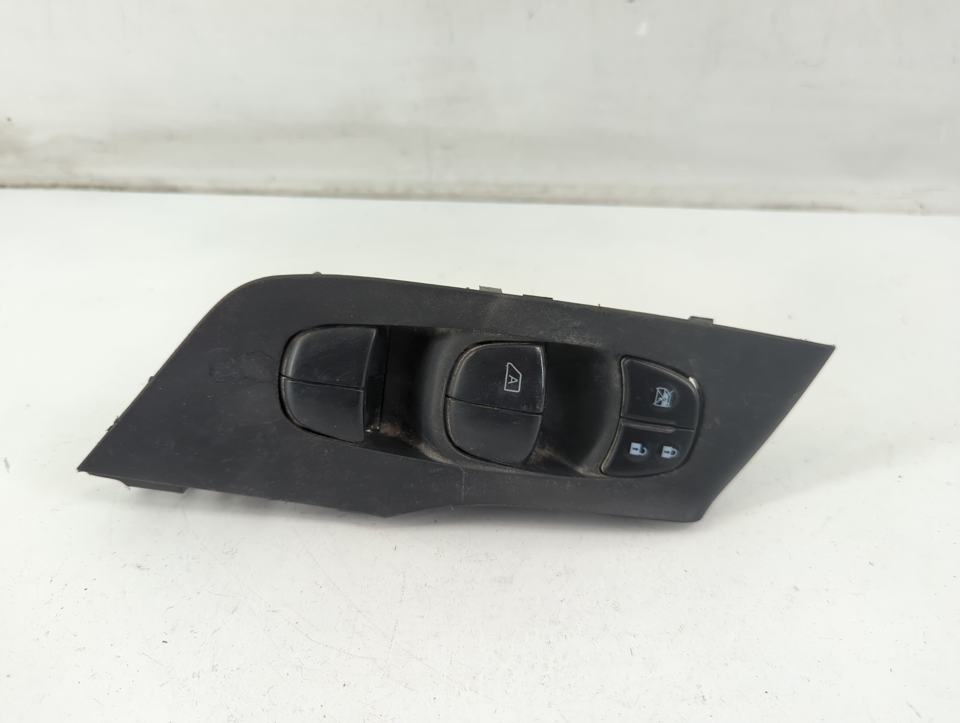 Picture of 2013-2018 Nissan Altima Driver Left Door Master Power Window Switch 1092366