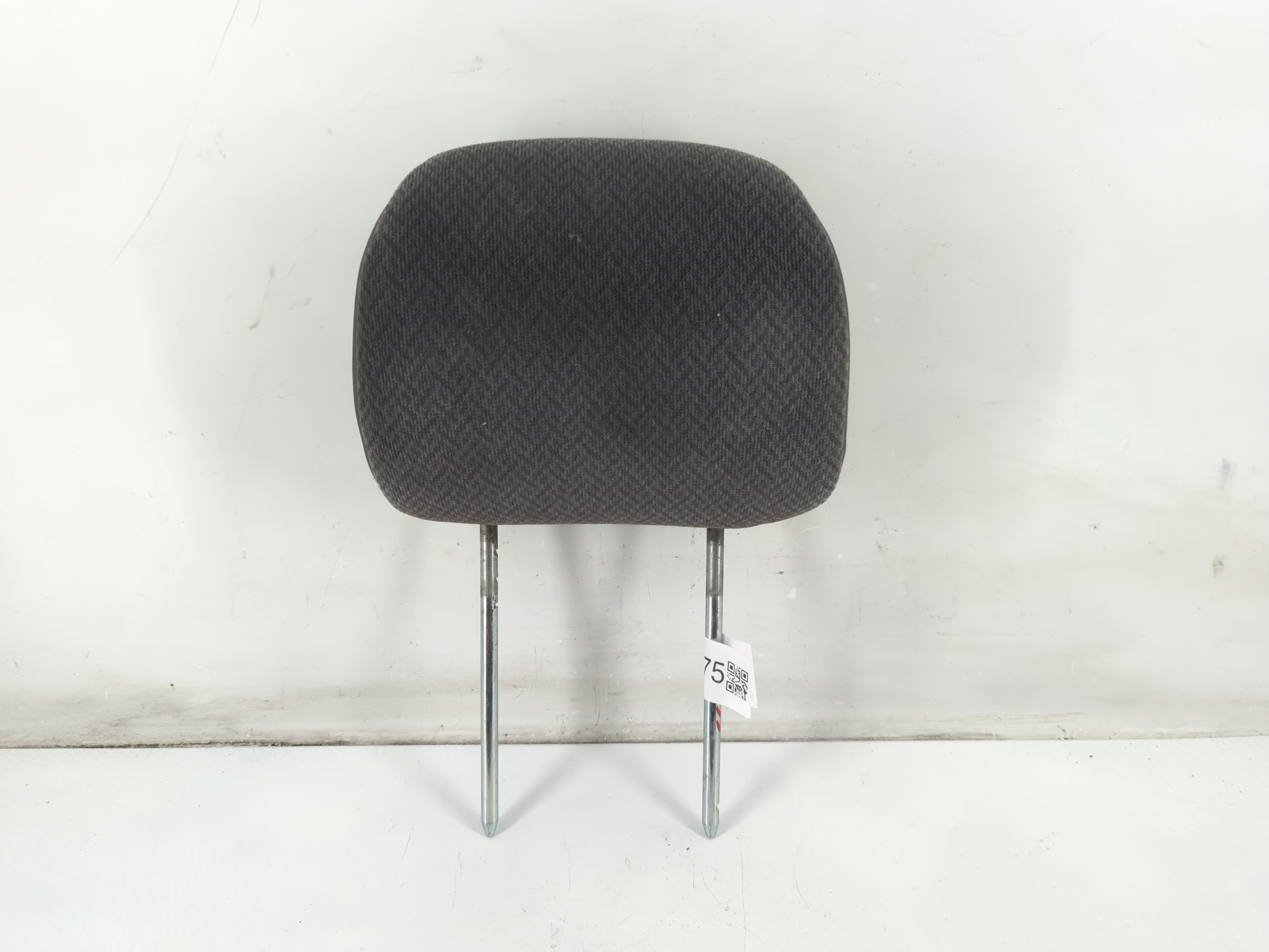 2004-2004 Dodge Caravan Headrest Head Rest Front Driver Passenger Seat 1092375 - Oemusedautoparts1.com