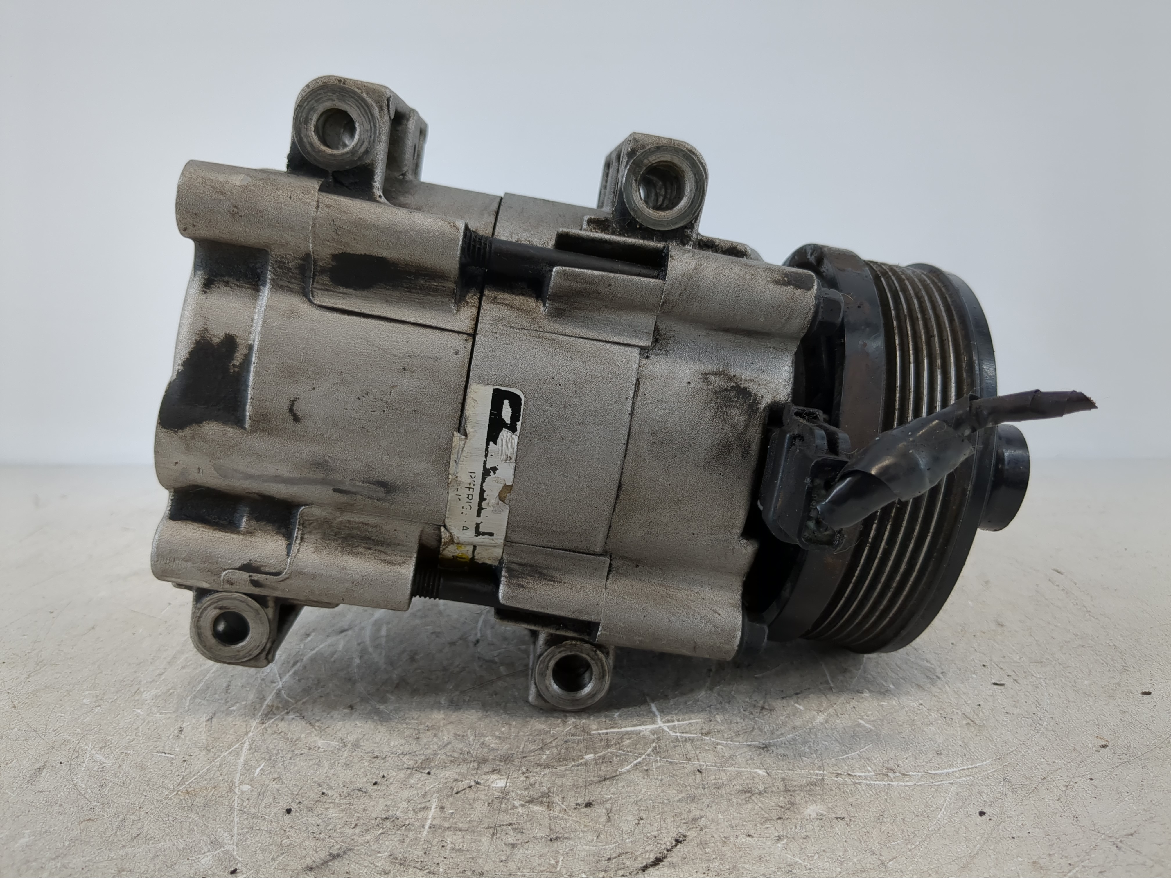 2001-2005 Ford Taurus Air Conditioning A/c Ac Compressor Oem 1092396 - Oemusedautoparts1.com