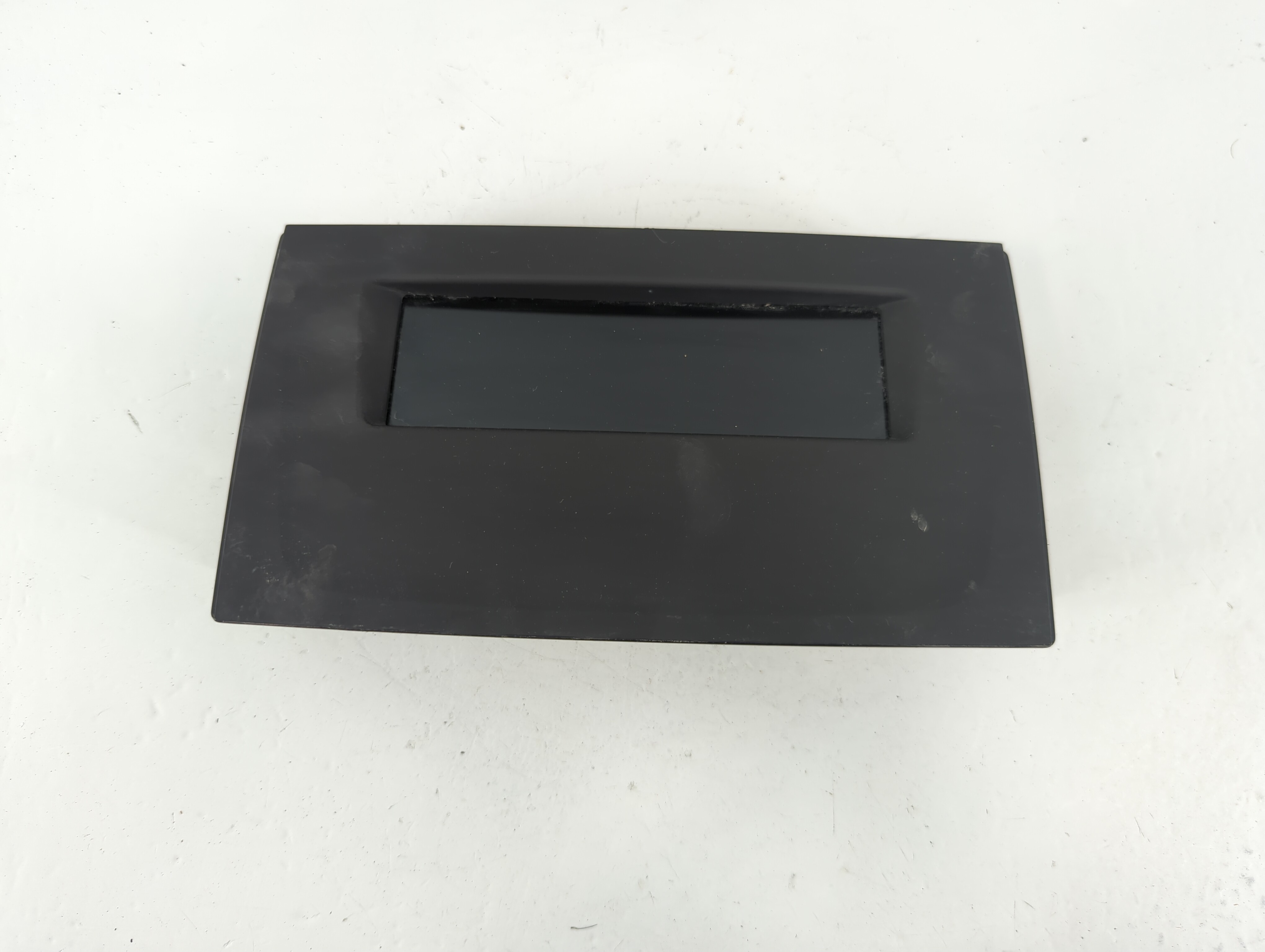 2014-2016 Chevrolet Malibu Information Display Screen 1092409 - Oemusedautoparts1.com