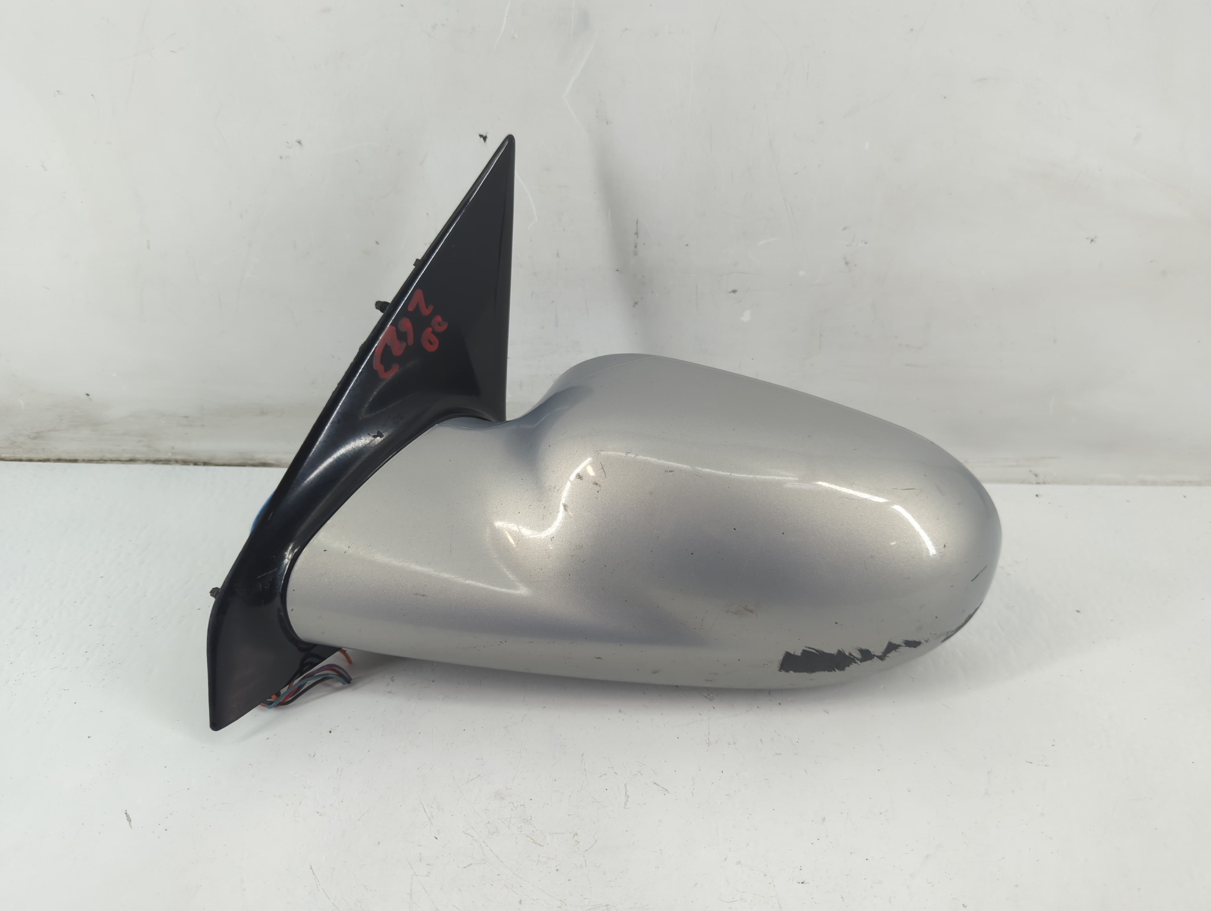 Saturn L100 Driver Left Side View Power Door Mirror Gray 1092459 - Oemusedautoparts1.com