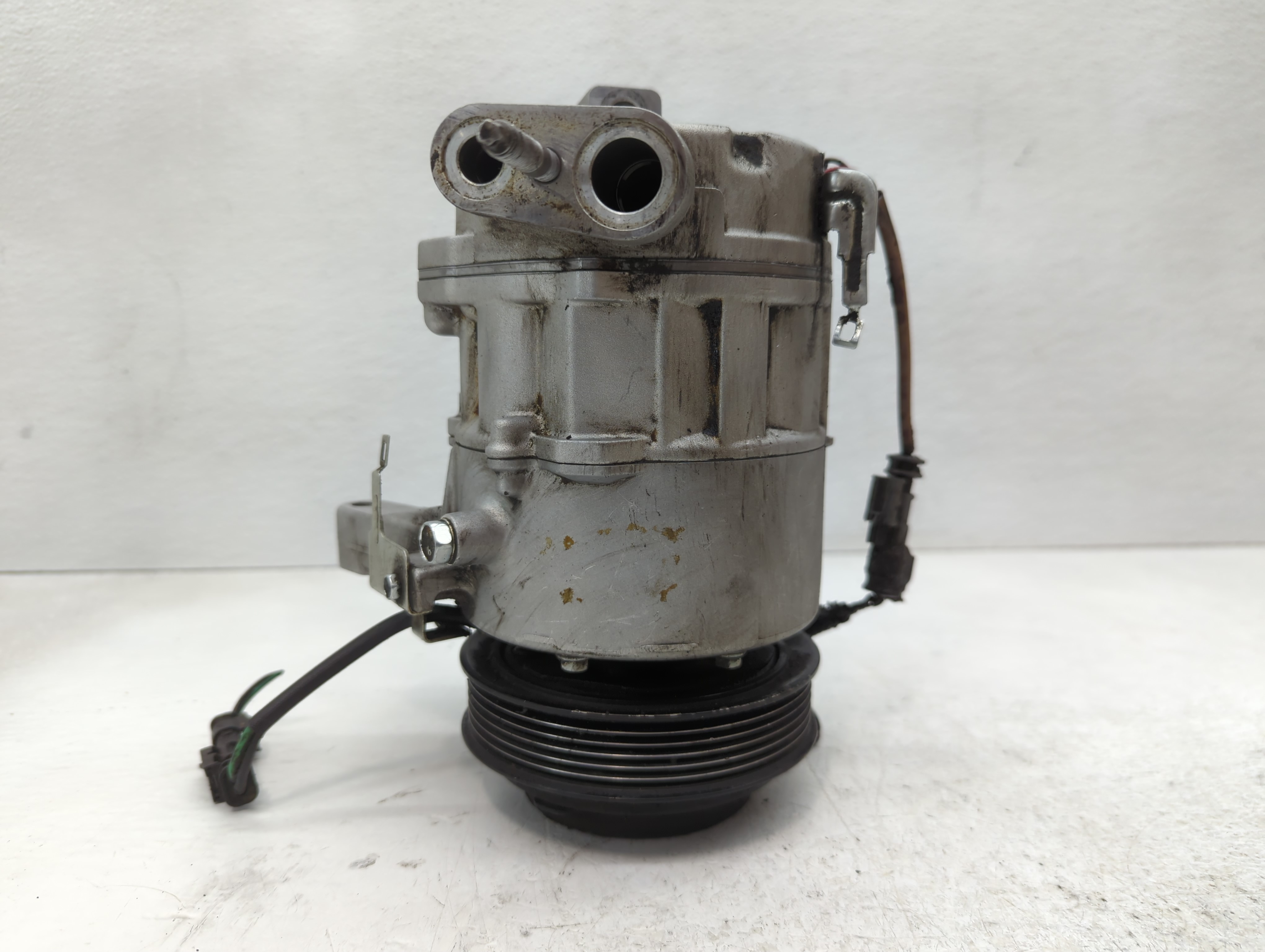Picture of 2012-2016 Chevrolet Impala Air Conditioning A/c Ac Compressor Oem 1092516