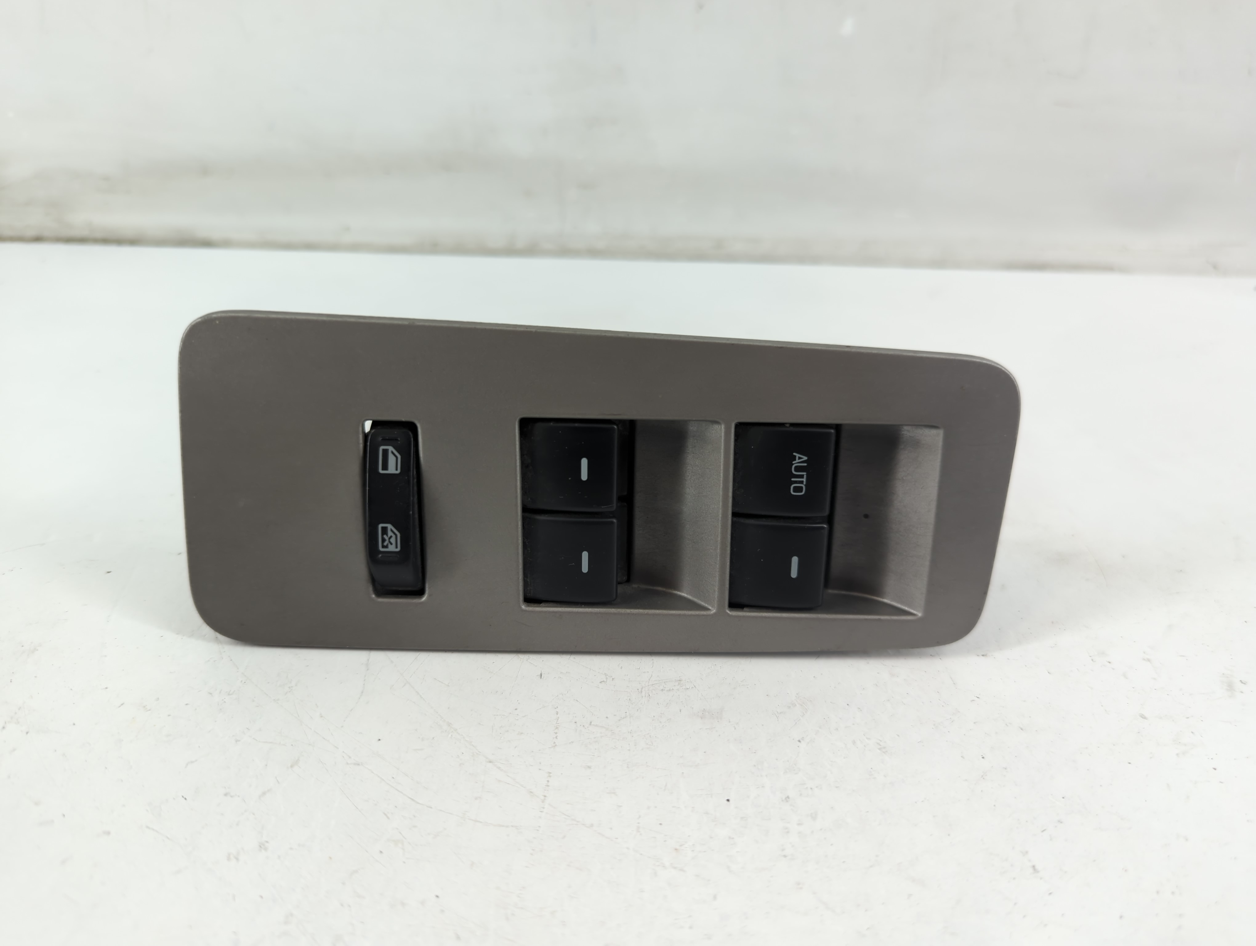 2009-2019 Ford Flex Driver Left Door Master Power Window Switch 1092534 - Oemusedautoparts1.com