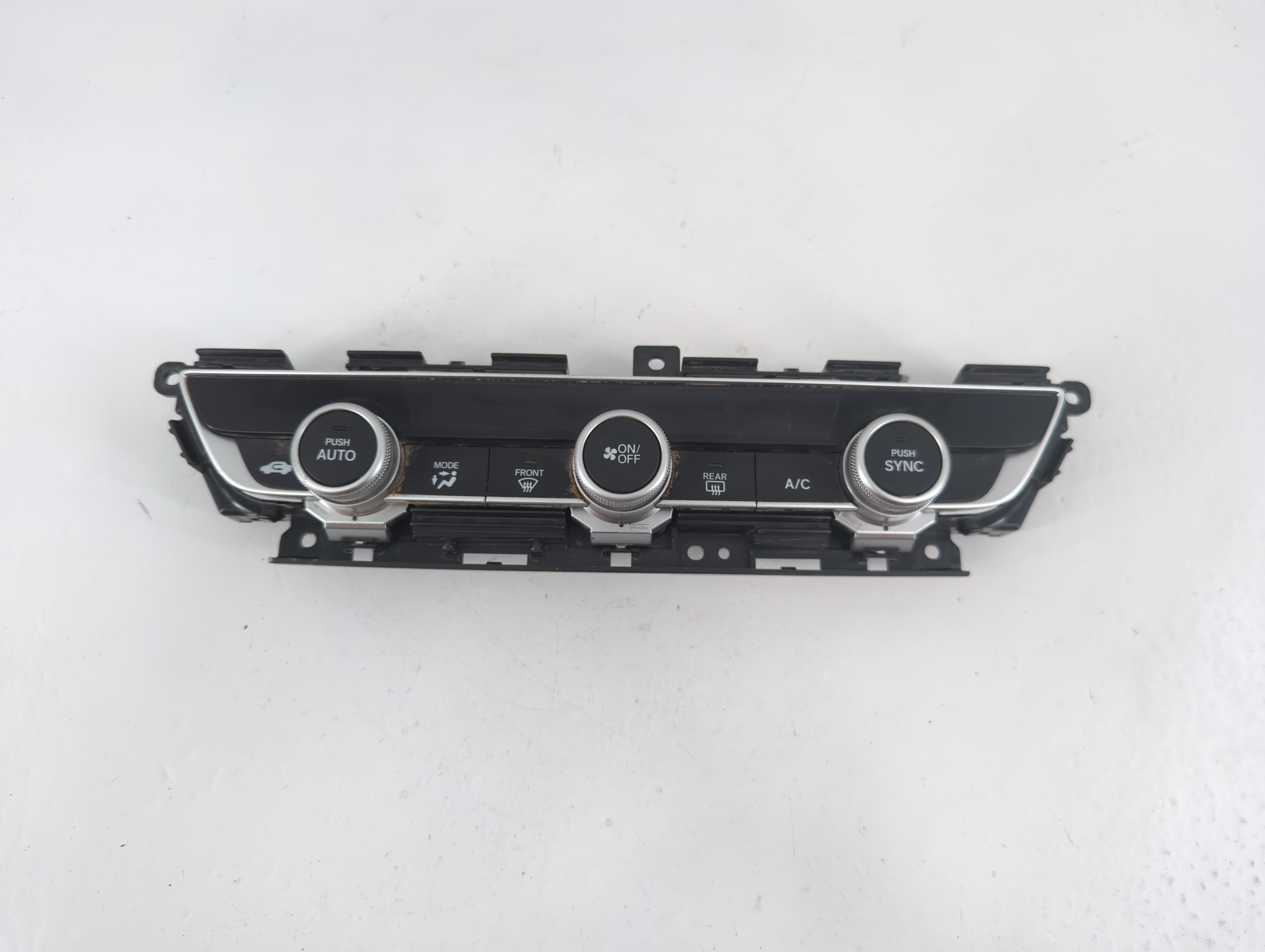 2018-2022 Honda Accord Ac Heater Climate Control 79610tvaa016m1 1092544 - Oemusedautoparts1.com