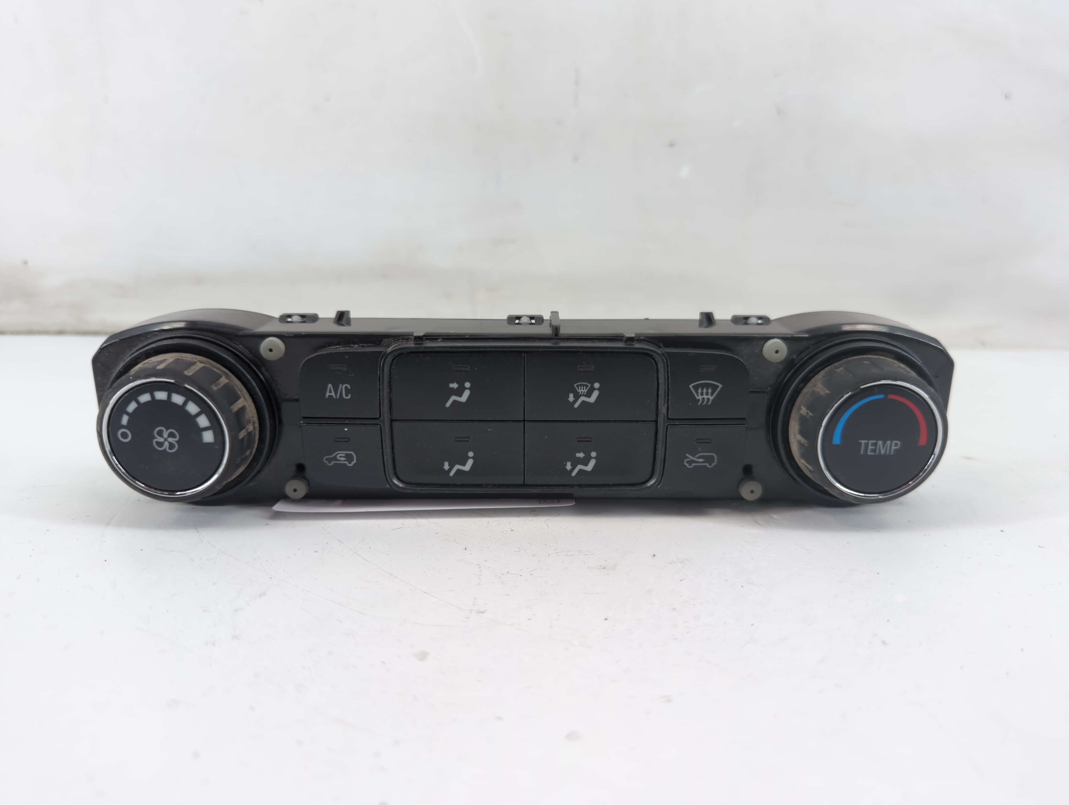 2015-2022 Chevrolet Colorado Ac Heater Climate Control 23486619 1092545 - Oemusedautoparts1.com
