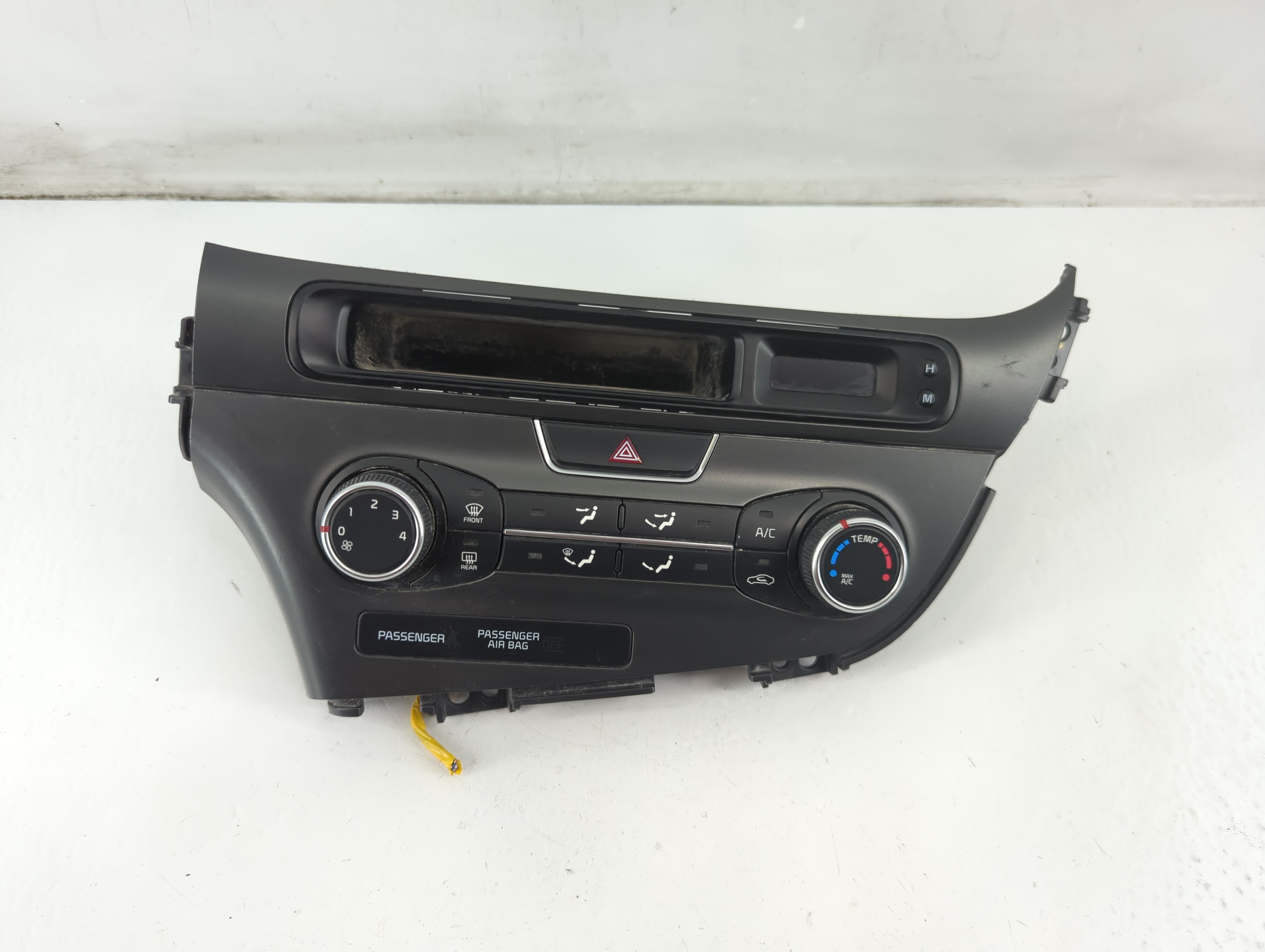 2014-2015 Kia Optima Ac Heater Roof Climate Control 20150416-0470 1092547 - Oemusedautoparts1.com