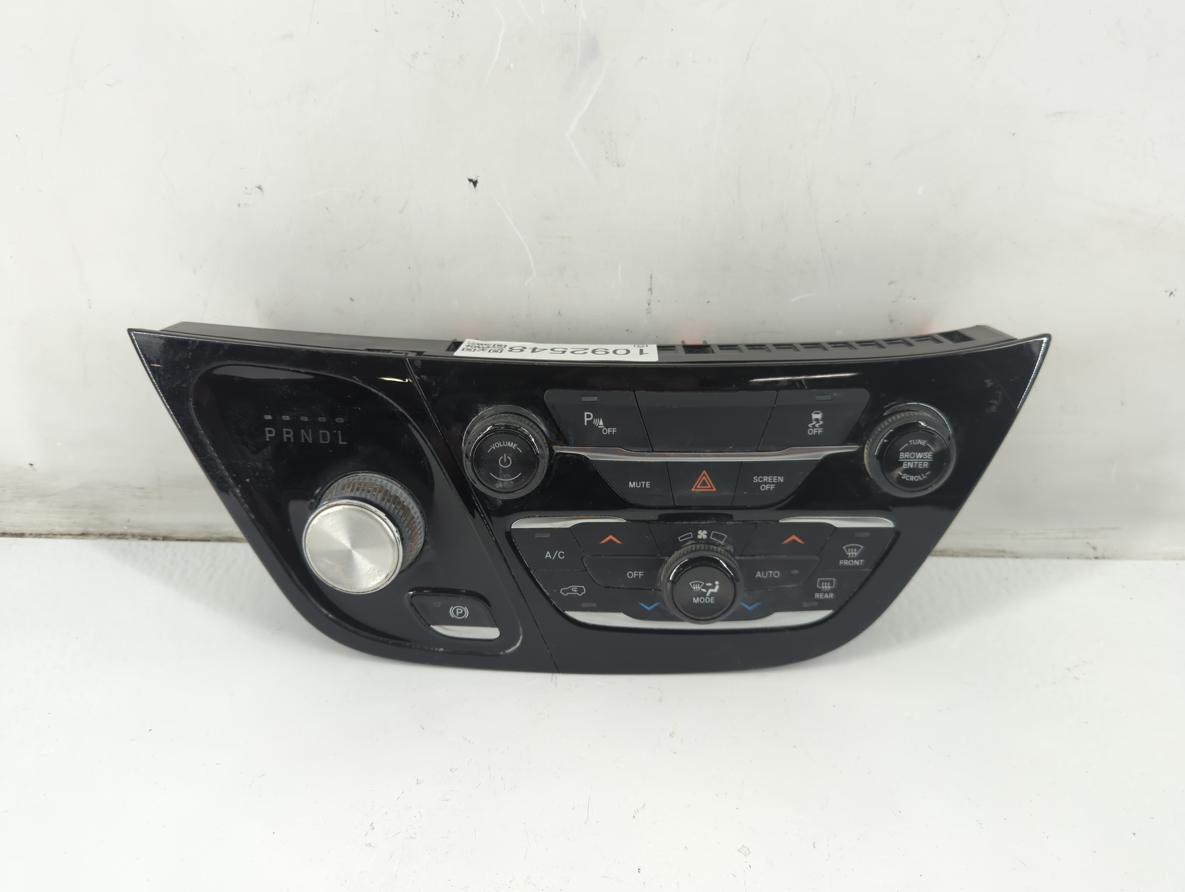 2018-2020 Chrysler Pacifica Ac Heater Climate Control P6ev301x8ab 1092548 - Oemusedautoparts1.com