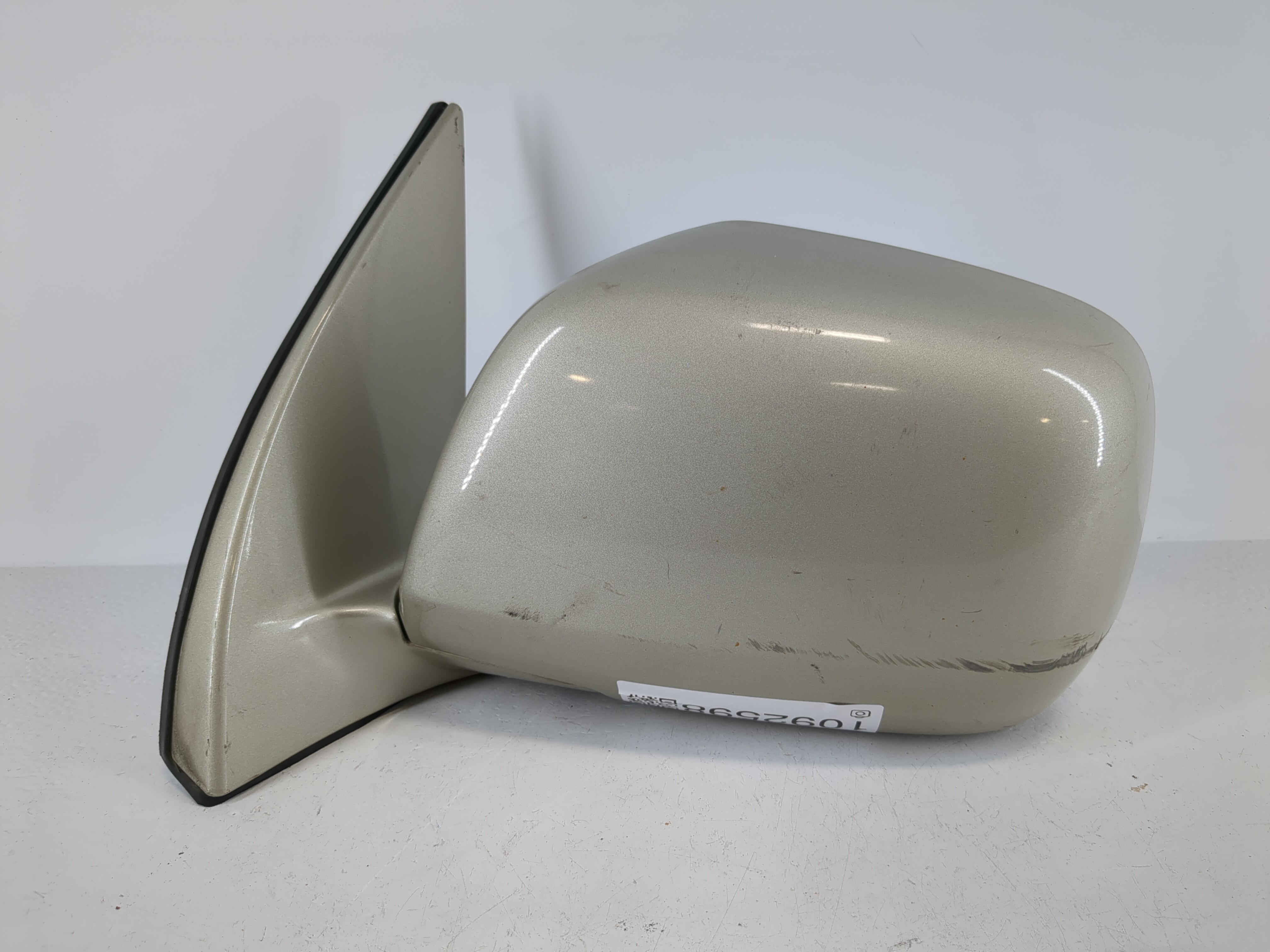 2001-2007 Toyota Highlander Driver Left Side View Power Door Mirror Tan 1092598 - Oemusedautoparts1.com