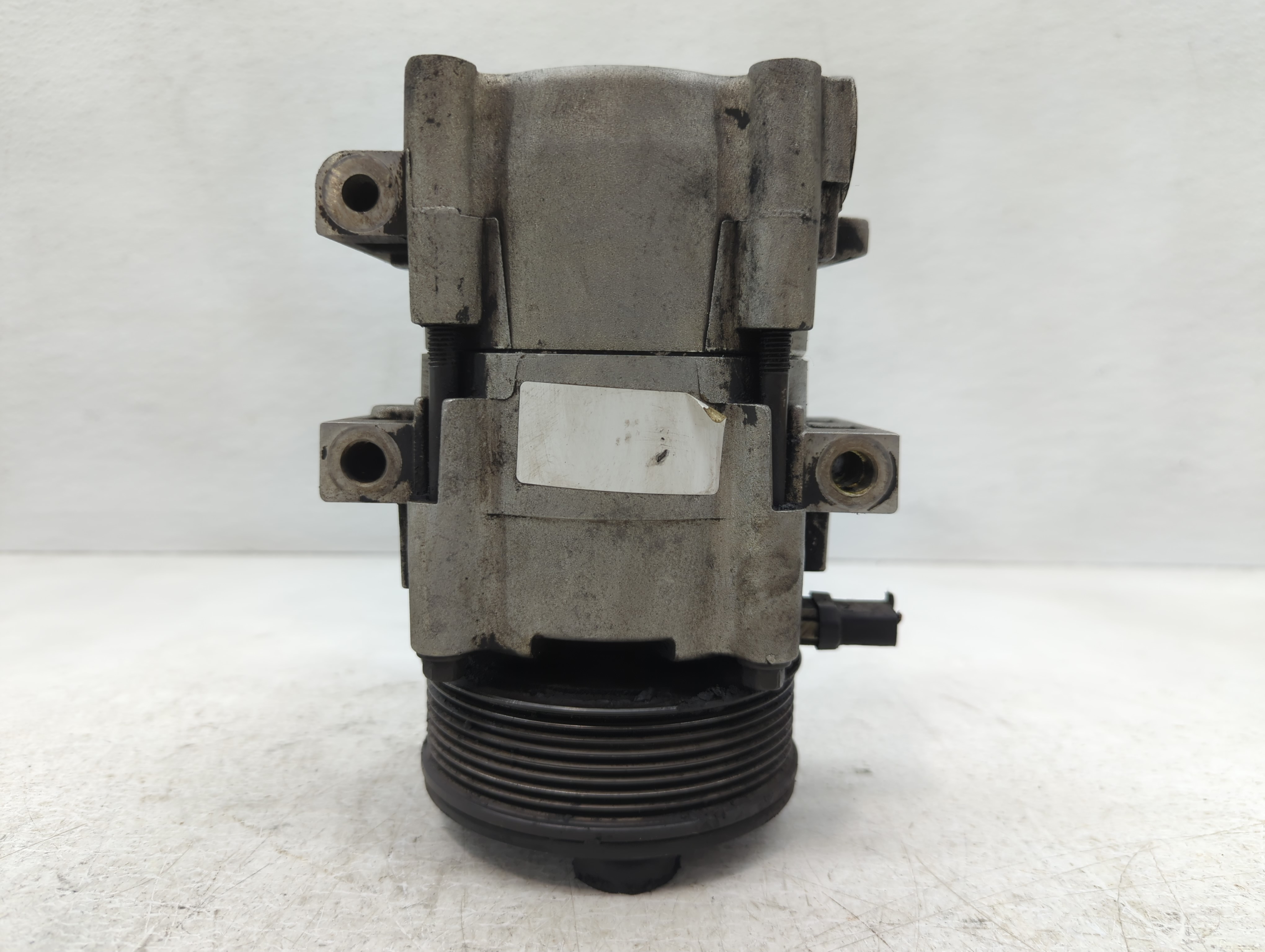 Picture of Mercedes-benz E350 Air Conditioning A/c Ac Compressor Oem 1092604