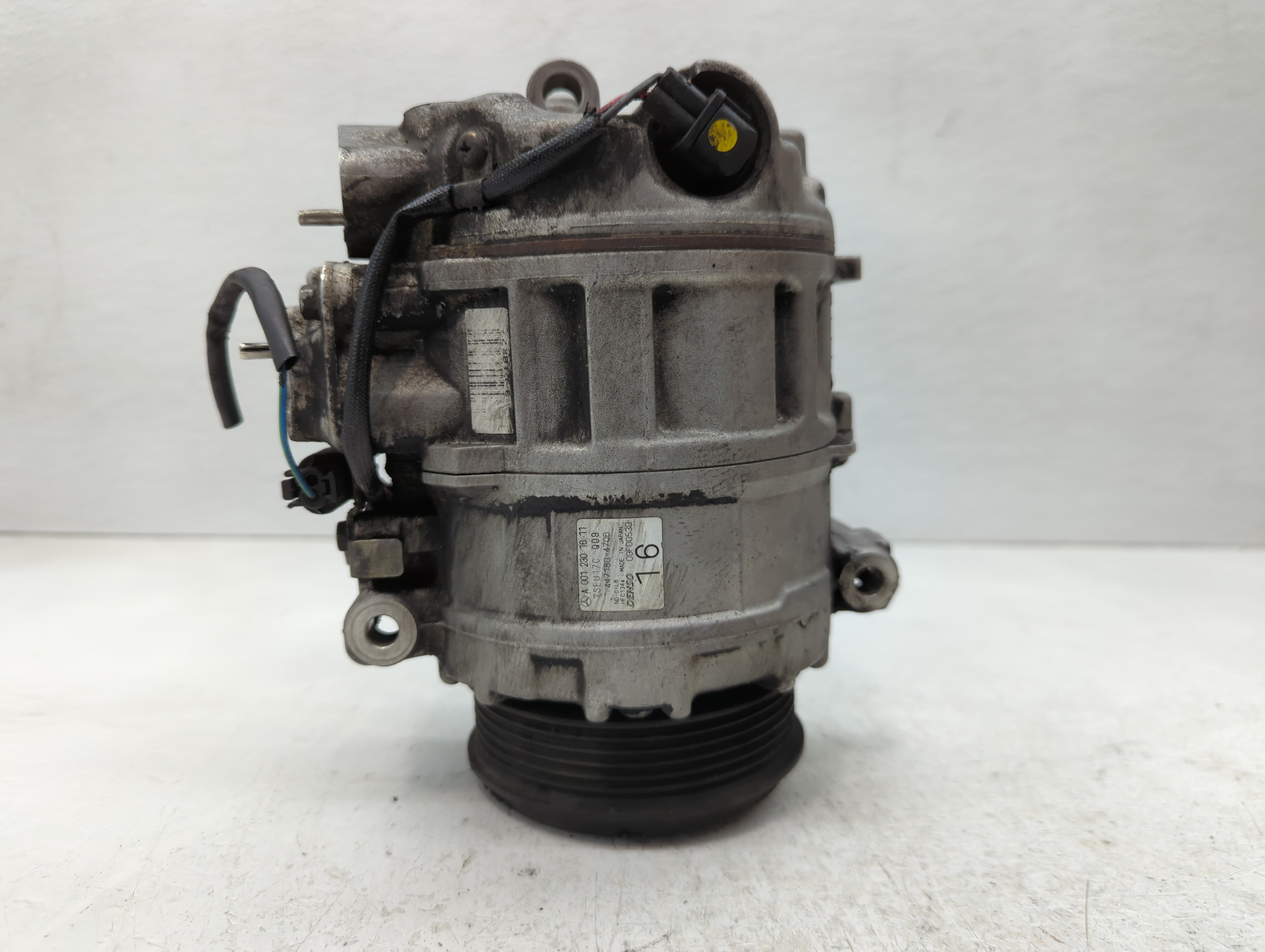 2003-2006 Mercedes-benz Clk500 Air Conditioning A/c Ac Compressor Oem 1092607 - Oemusedautoparts1.com