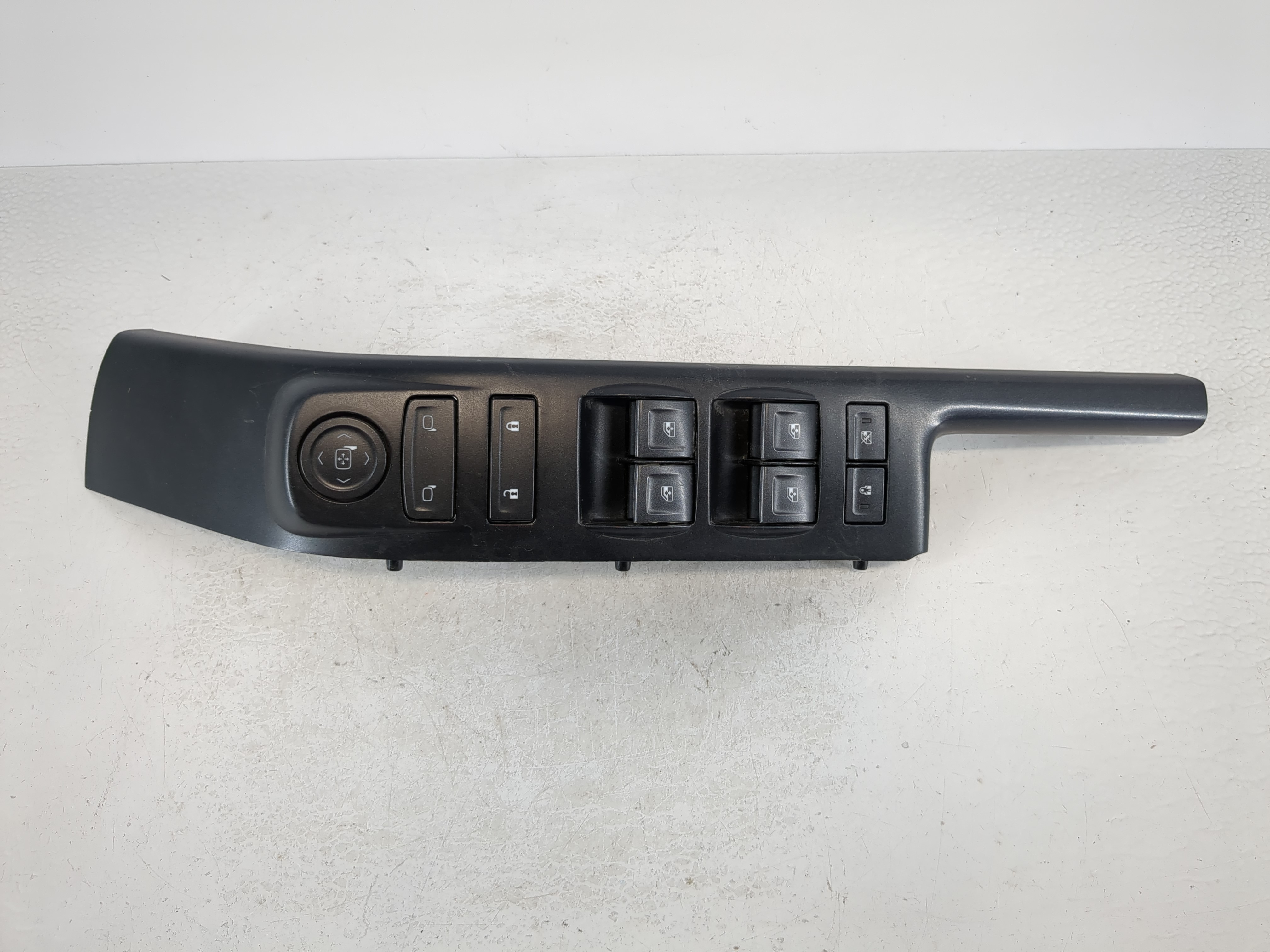2014 Chevrolet Silverado 1500 Driver Left Door Master Power Window Switch 1092623 - Oemusedautoparts1.com
