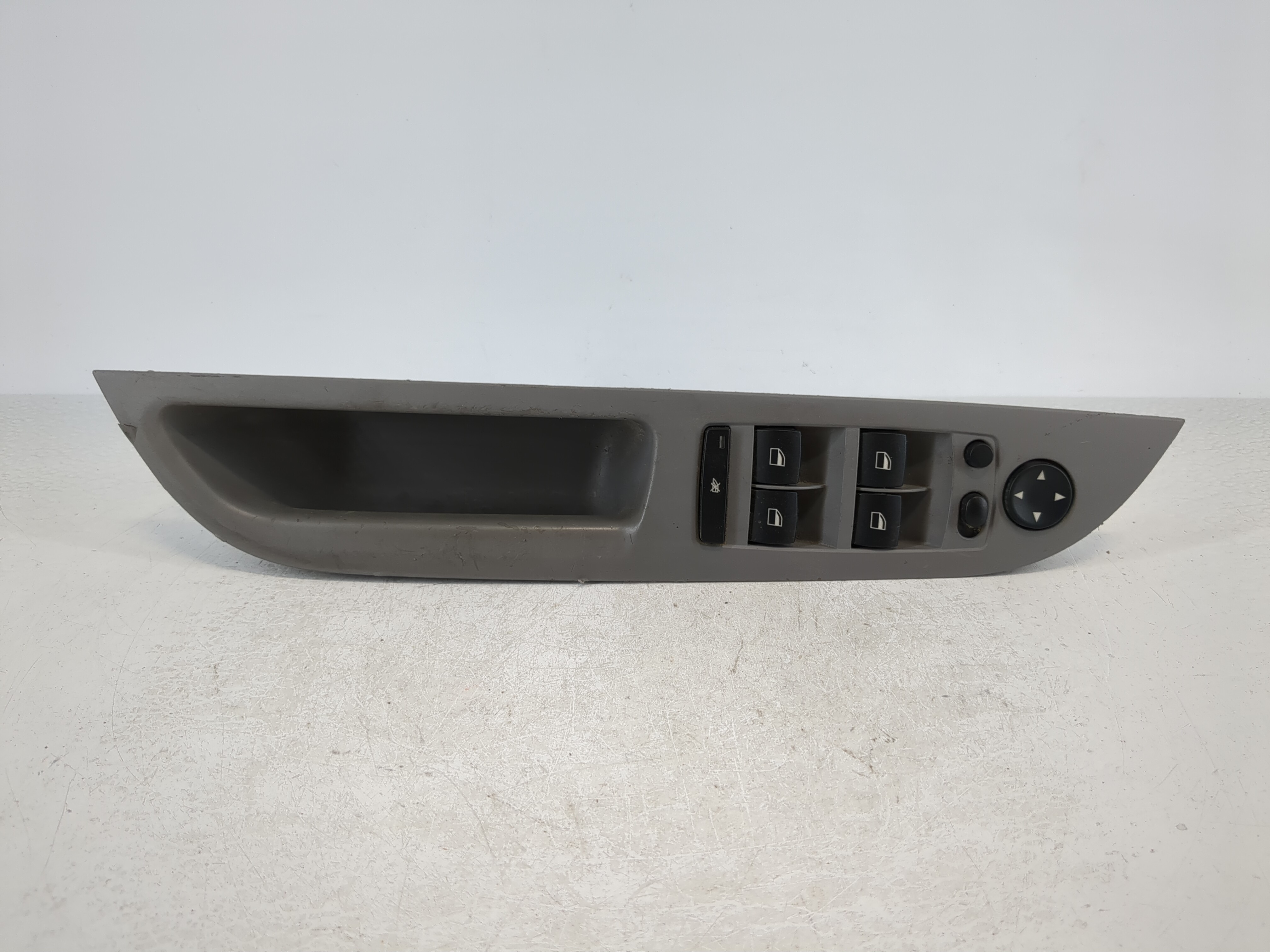Picture of 2008-2010 Bmw 535i Driver Left Door Master Power Window Switch 1092625