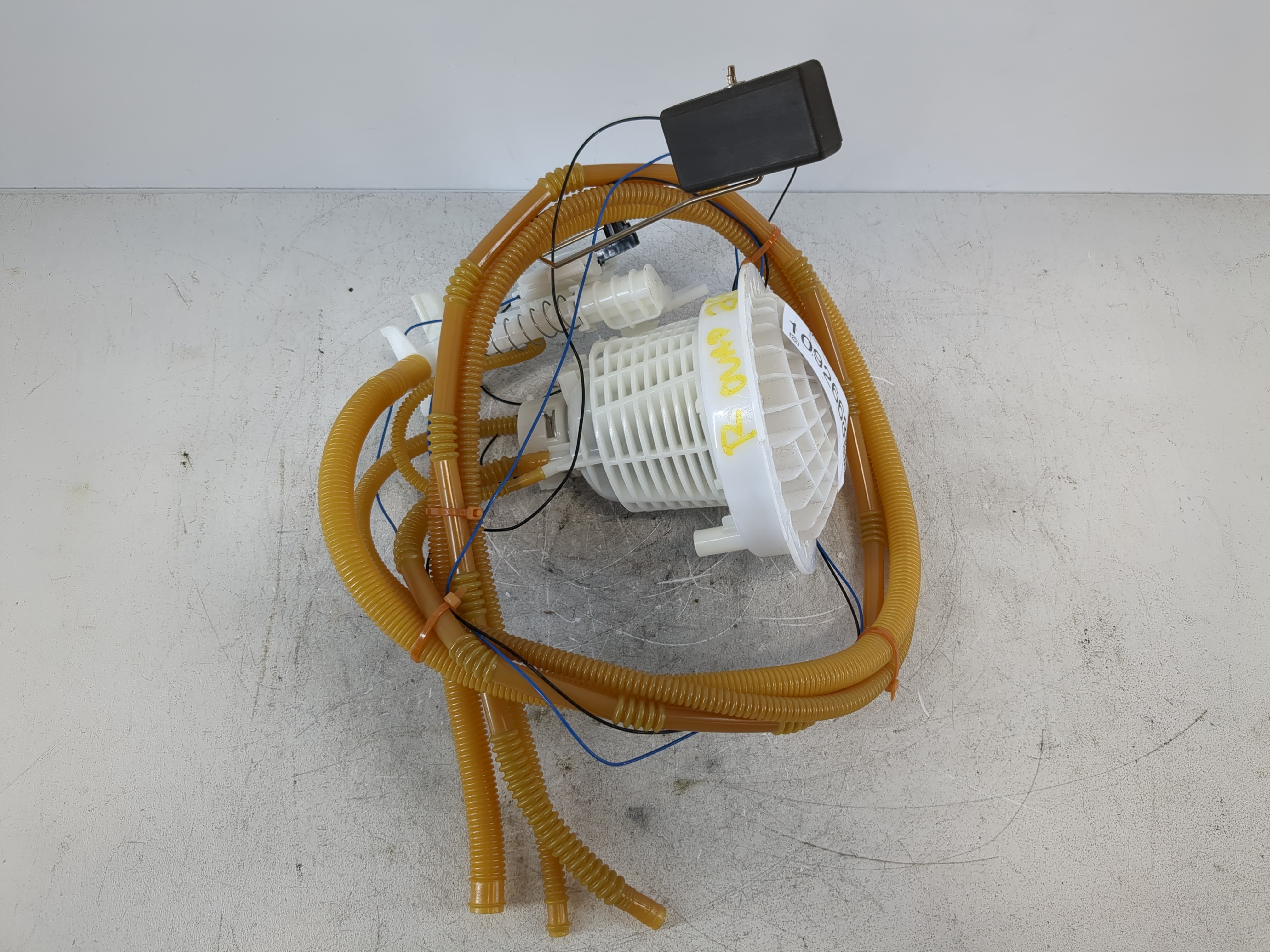Picture of Dodge Charger Charge Electrical Gas Fuel Pump Assembly 1092668