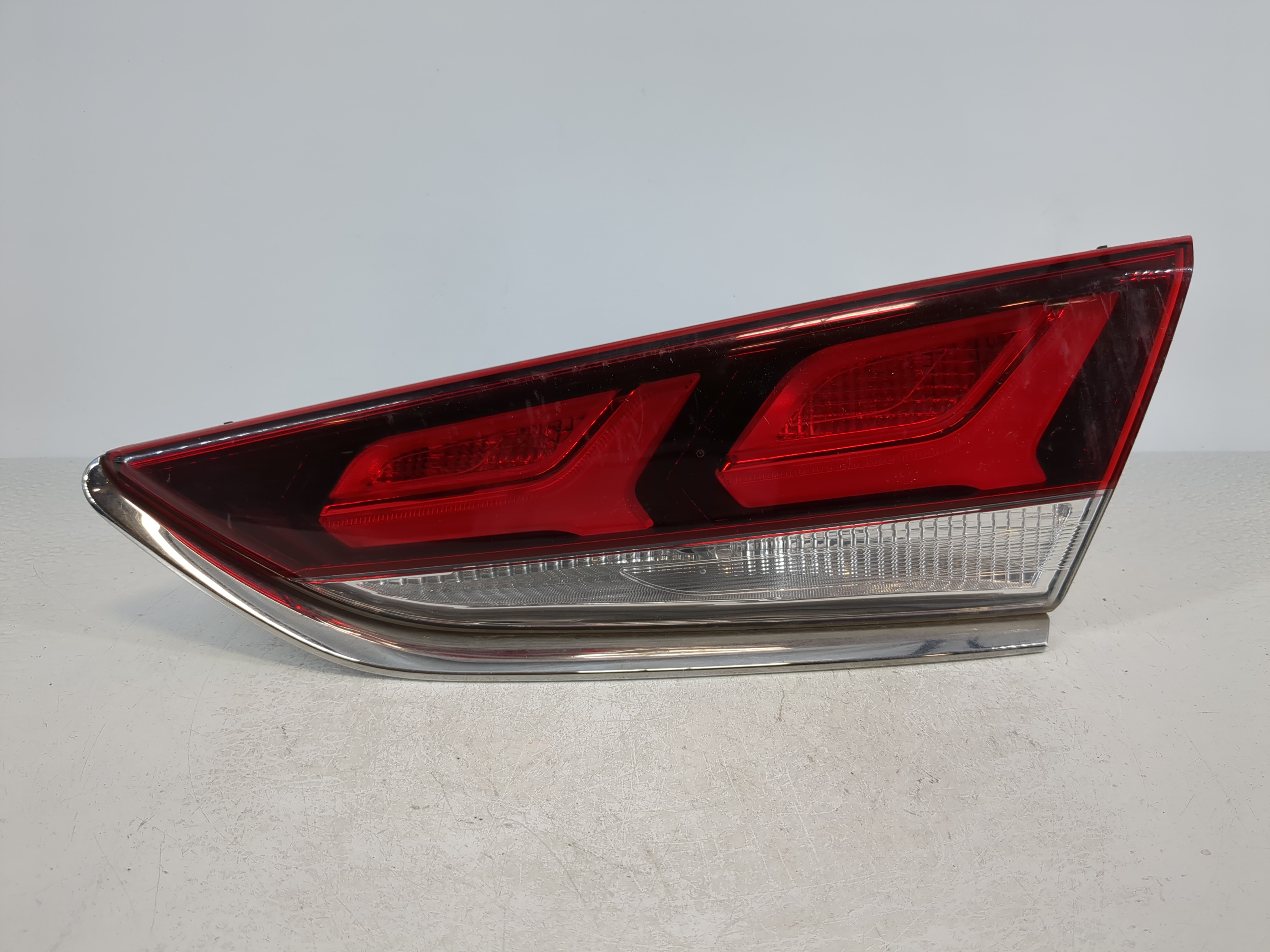 Hyundai Sonata Sonata Passenger Right Side Tail Light Taillight Oem 1092674 - Oemusedautoparts1.com