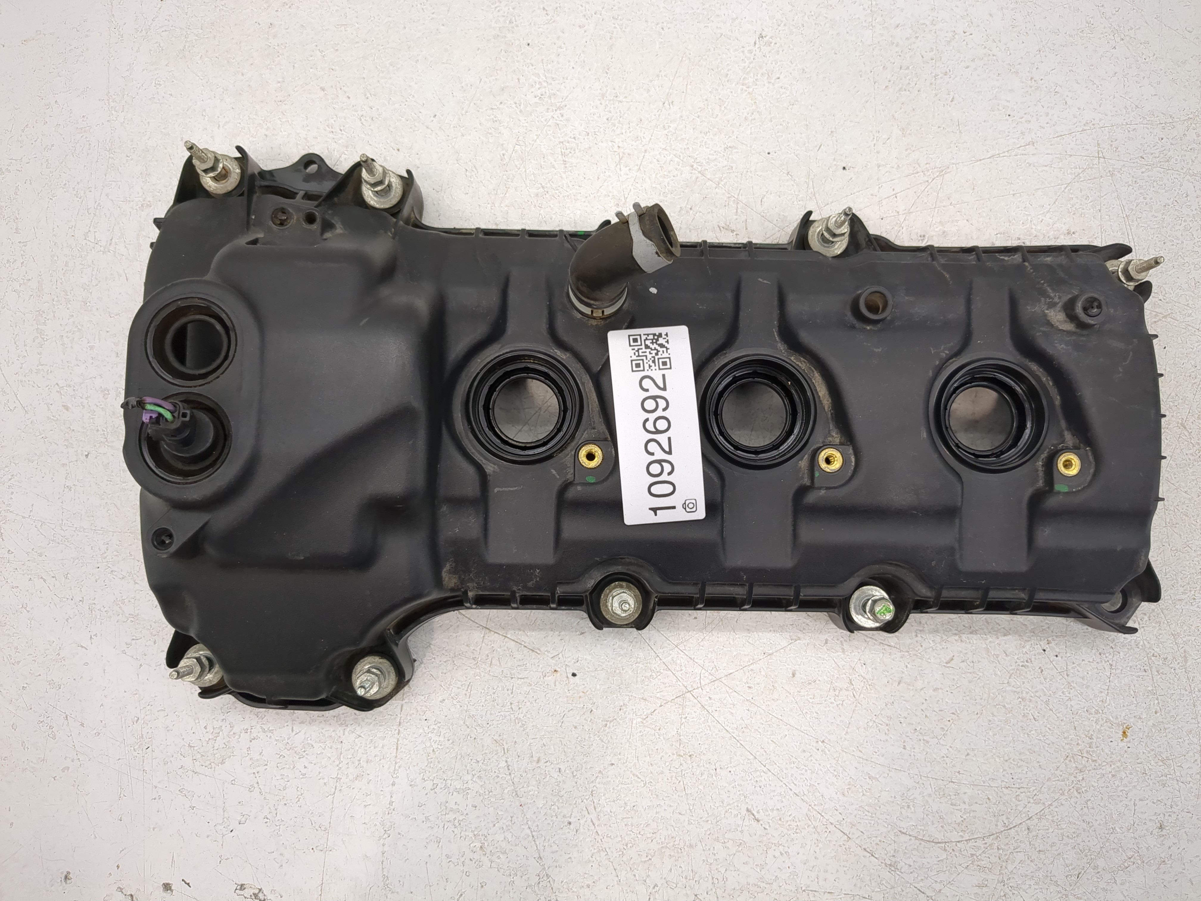 Picture of 2014 Ford Explorer Driver Left Cylinder Head Valve Cover 1092692