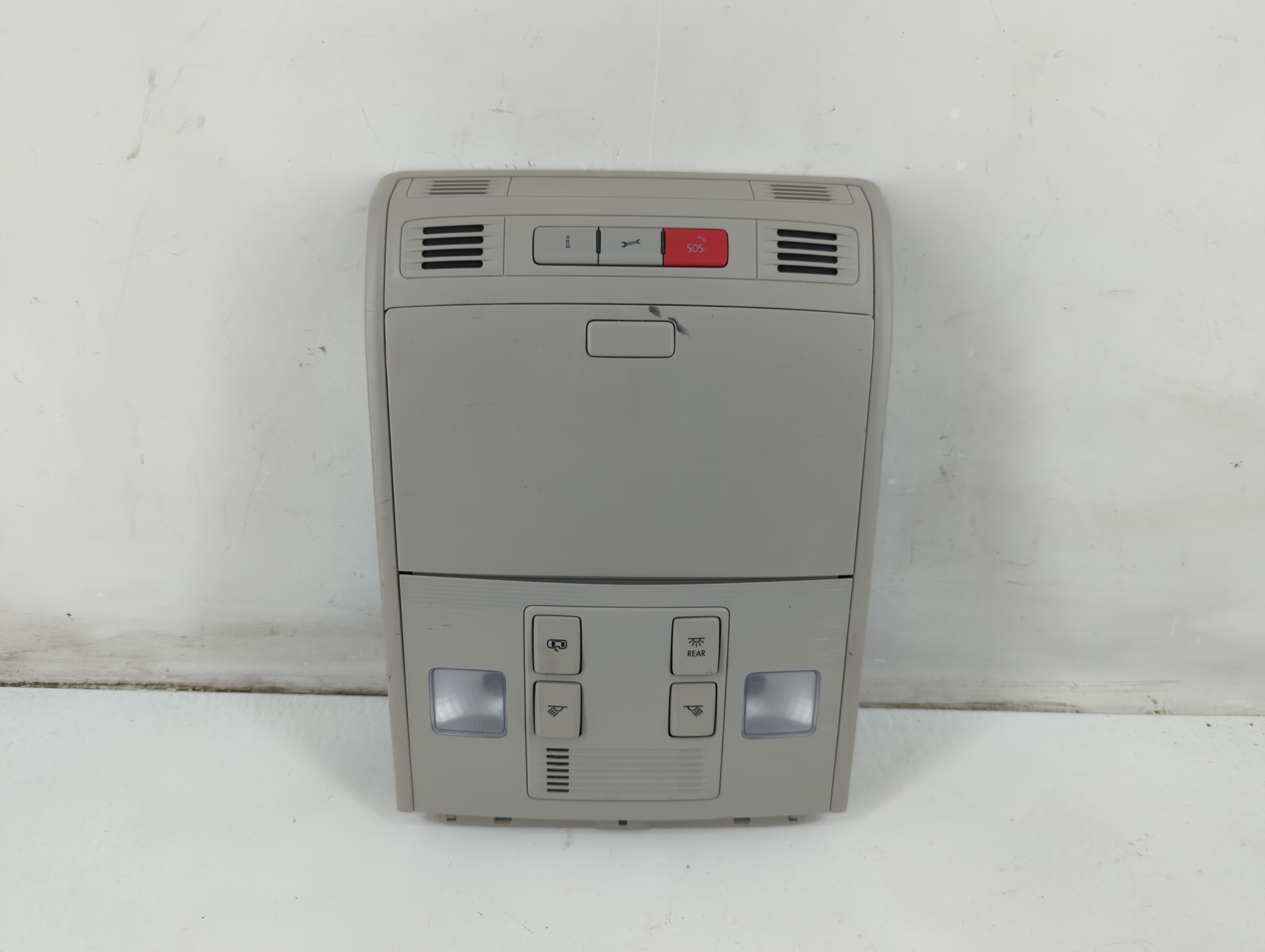 2022 Volkswagen Taos Overhead Roof Console 1092736 - Oemusedautoparts1.com
